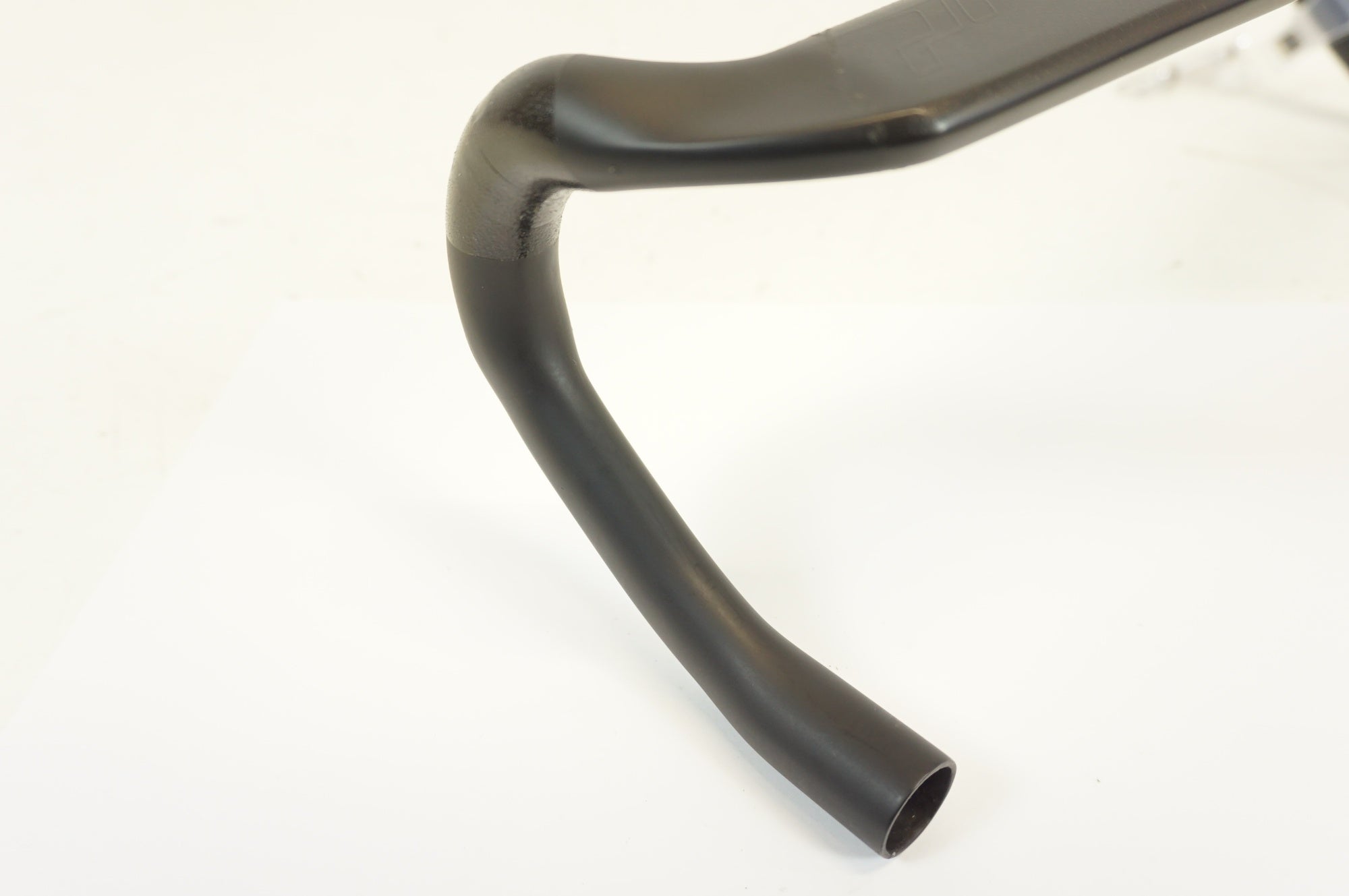 PRIME 「プライム」 PRIMAVERA AERO CARBON φ31.8 420mm ハンドル / 宇都宮店