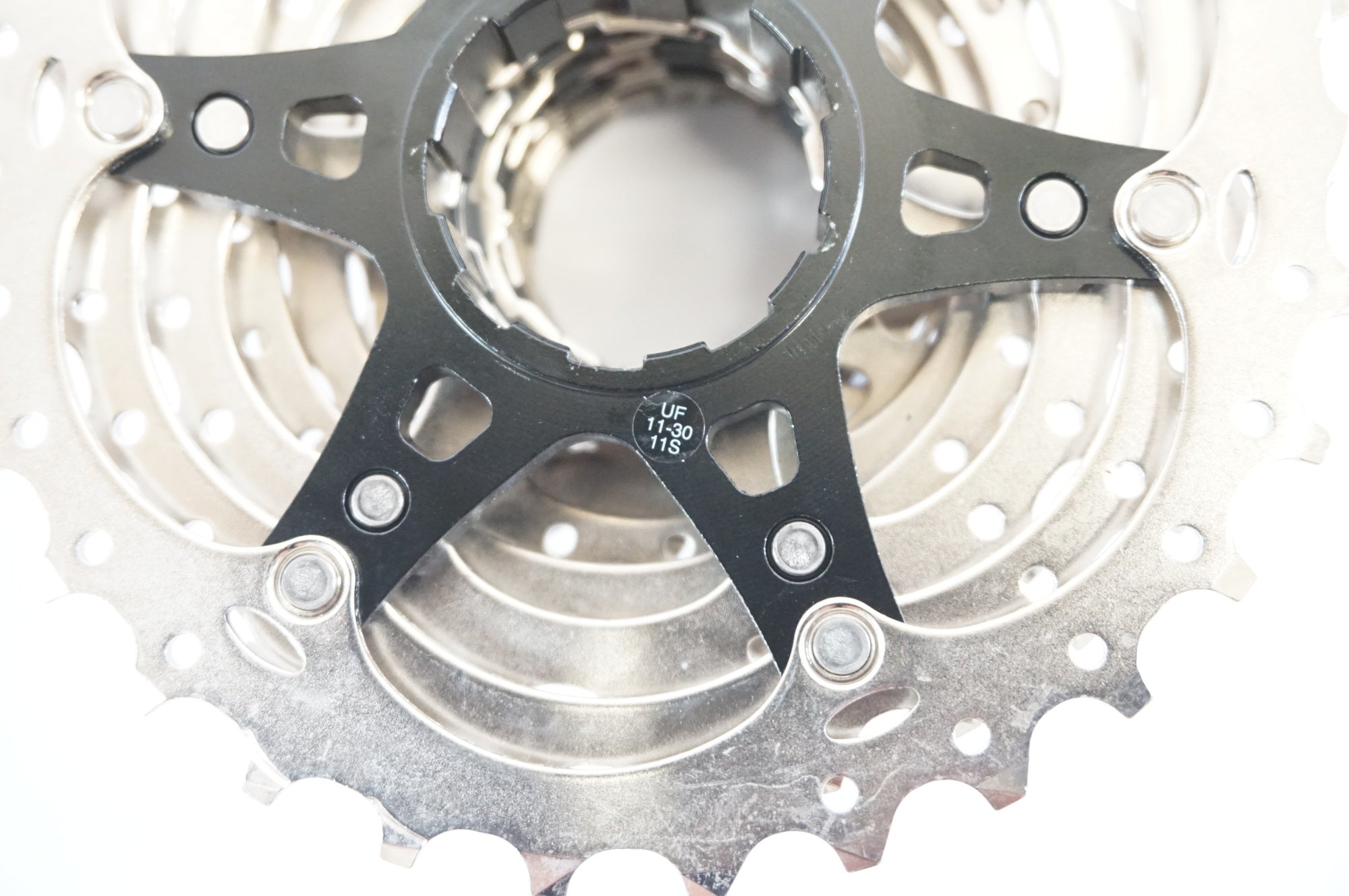 シマノ 105 R7000 11-30T Amazon.co.jp: シマノ(SHIMANO) CS-R7000 11S 11-30T