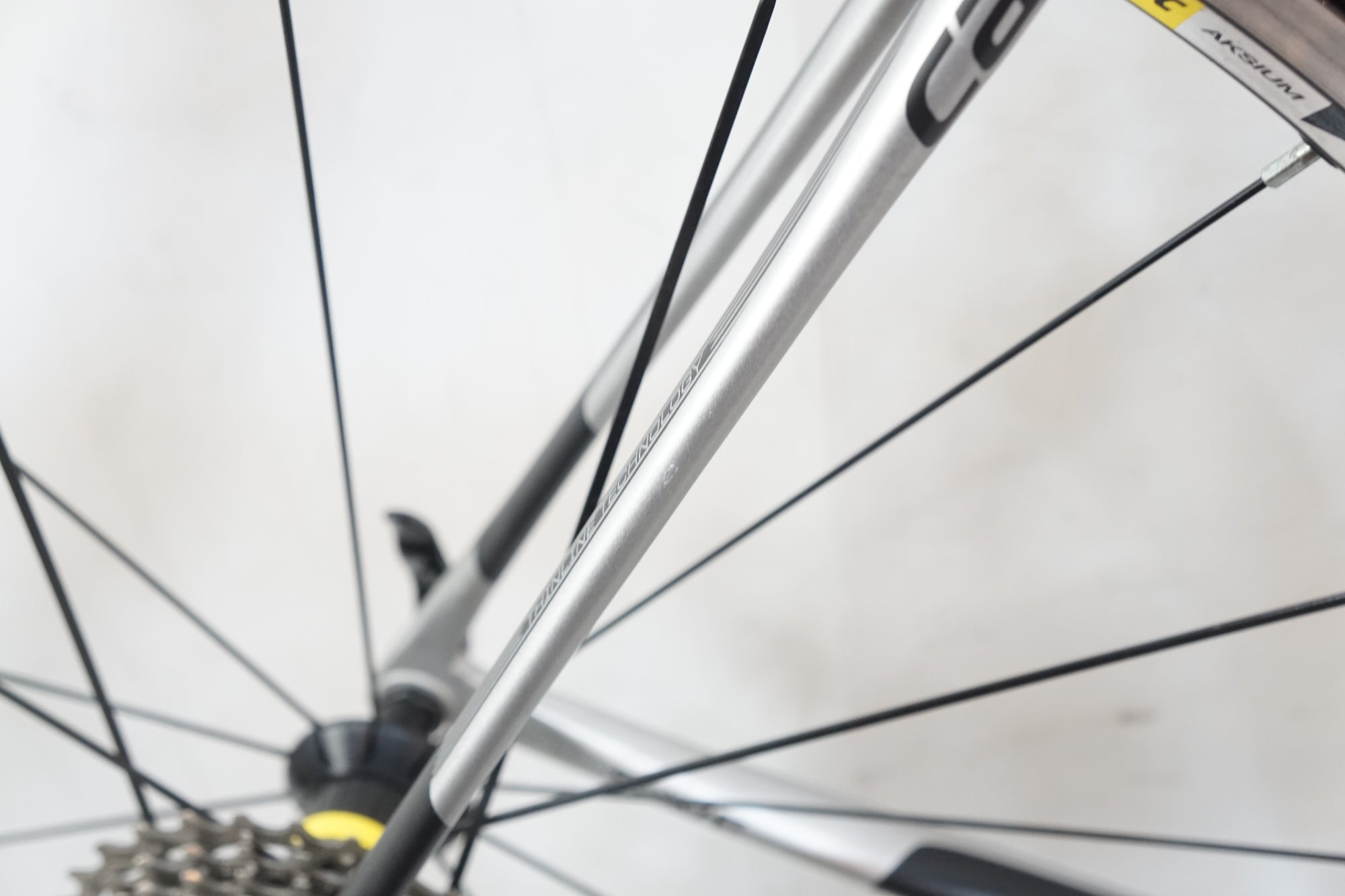 CANNONDALE 「キャノンデール」 SUPERSIX EVO 105 2016年モデル ロードバイク / バイチャリ浦和ベース