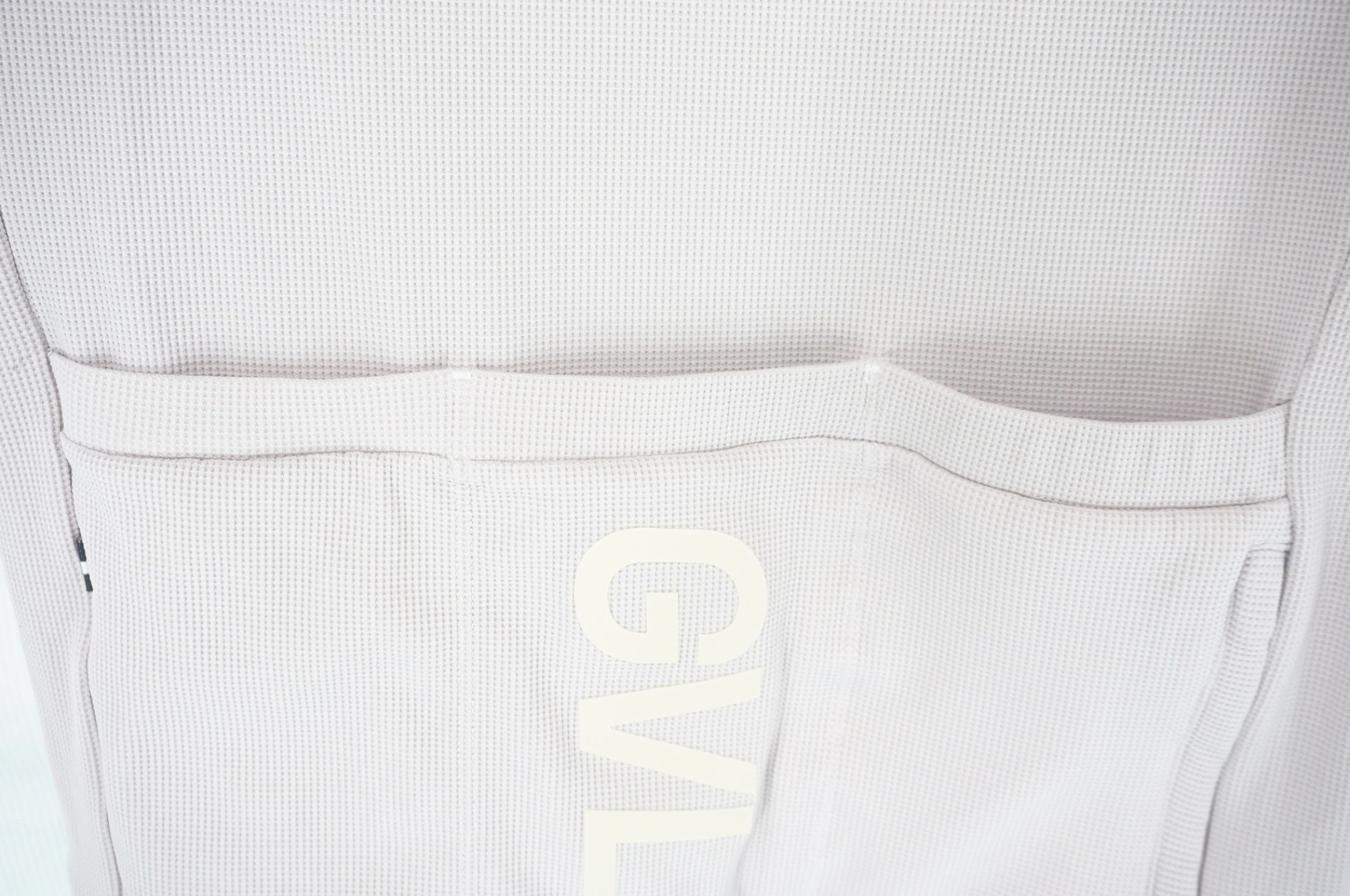 GIVELO 「ジヴェロ」 MODERN CLASSIC Mサイズ ジャージ / 阪急塚口店