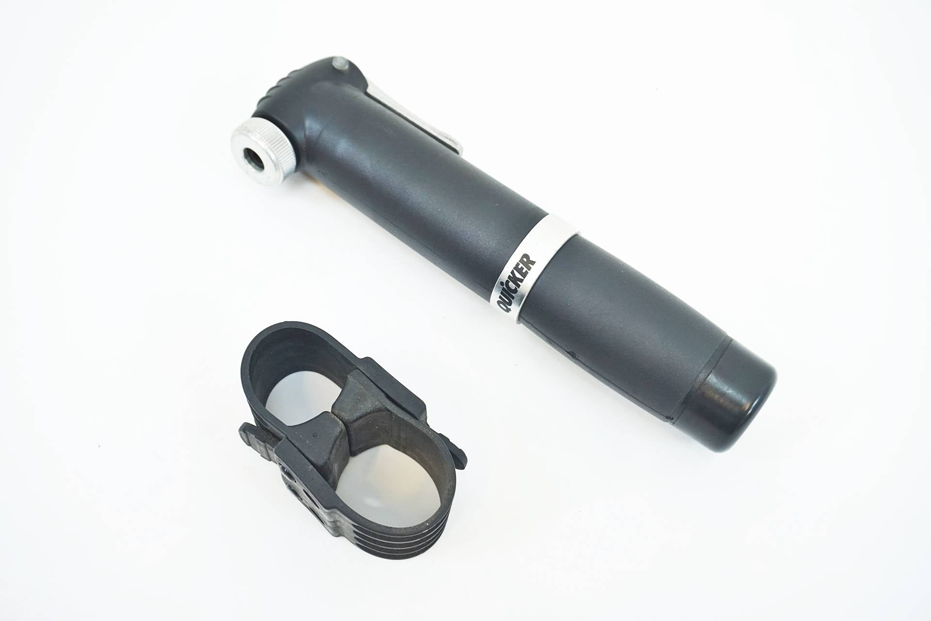 QUICKER 「クイッカー」 携帯ポンプ / 有明ガーデン店