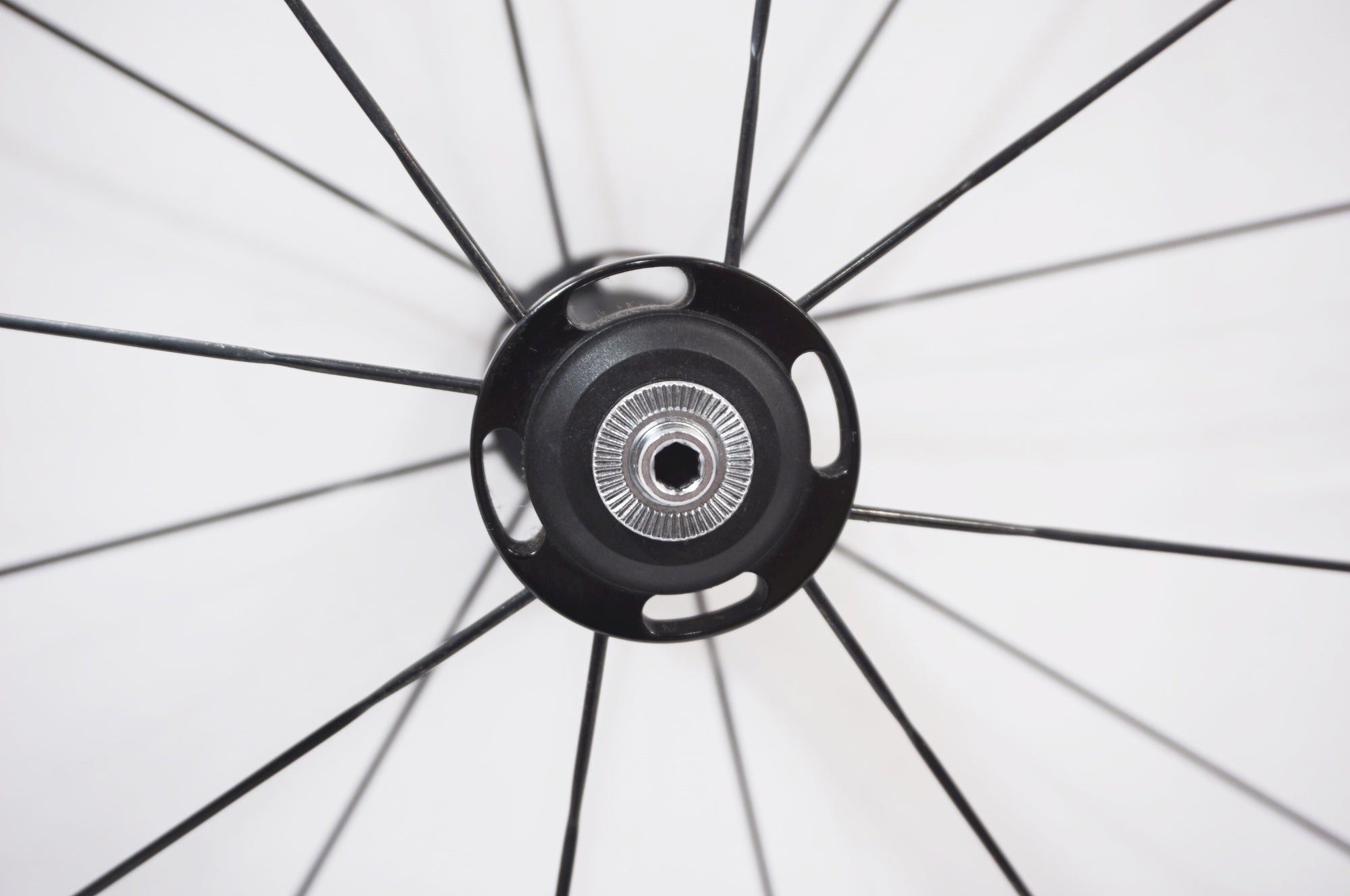 SHIMANO 「シマノ」 WH-RS81 C24 フロントホイール / バイチャリ世田谷店