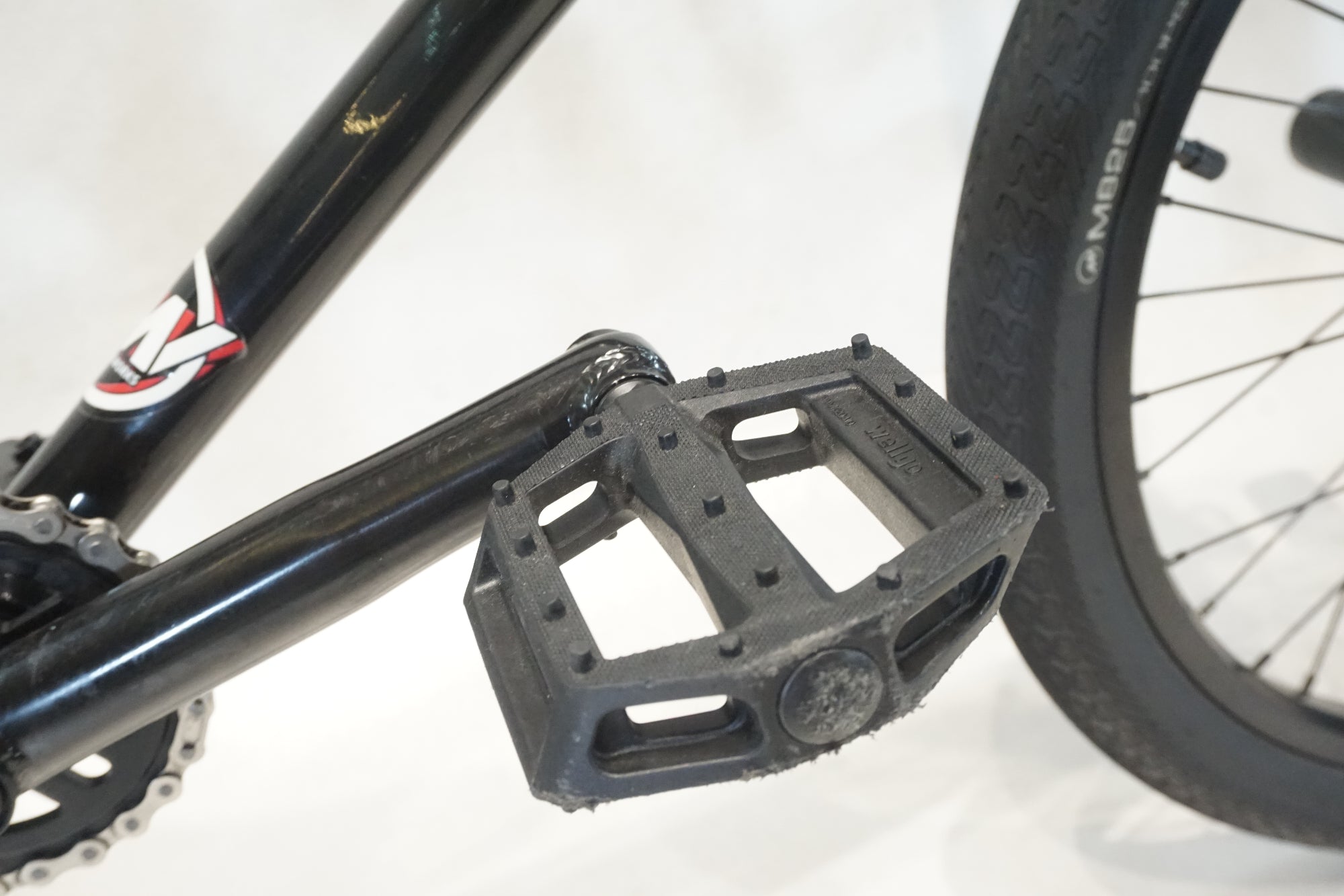 MOTELWORKS 「モーテルワークス」 AUX:E 2022年モデル 20インチ BMX / 横浜戸塚店