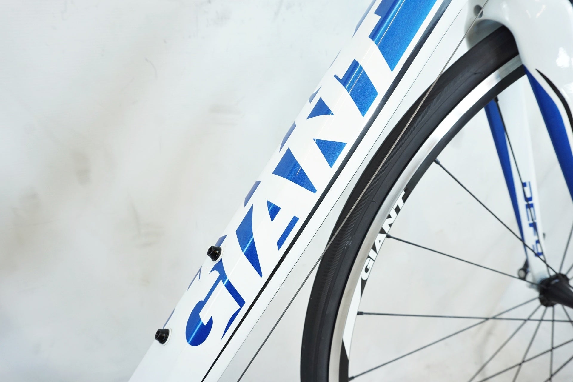 GIANT 「ジャイアント」 DEFY1 2012年モデル ロードバイク / 有明