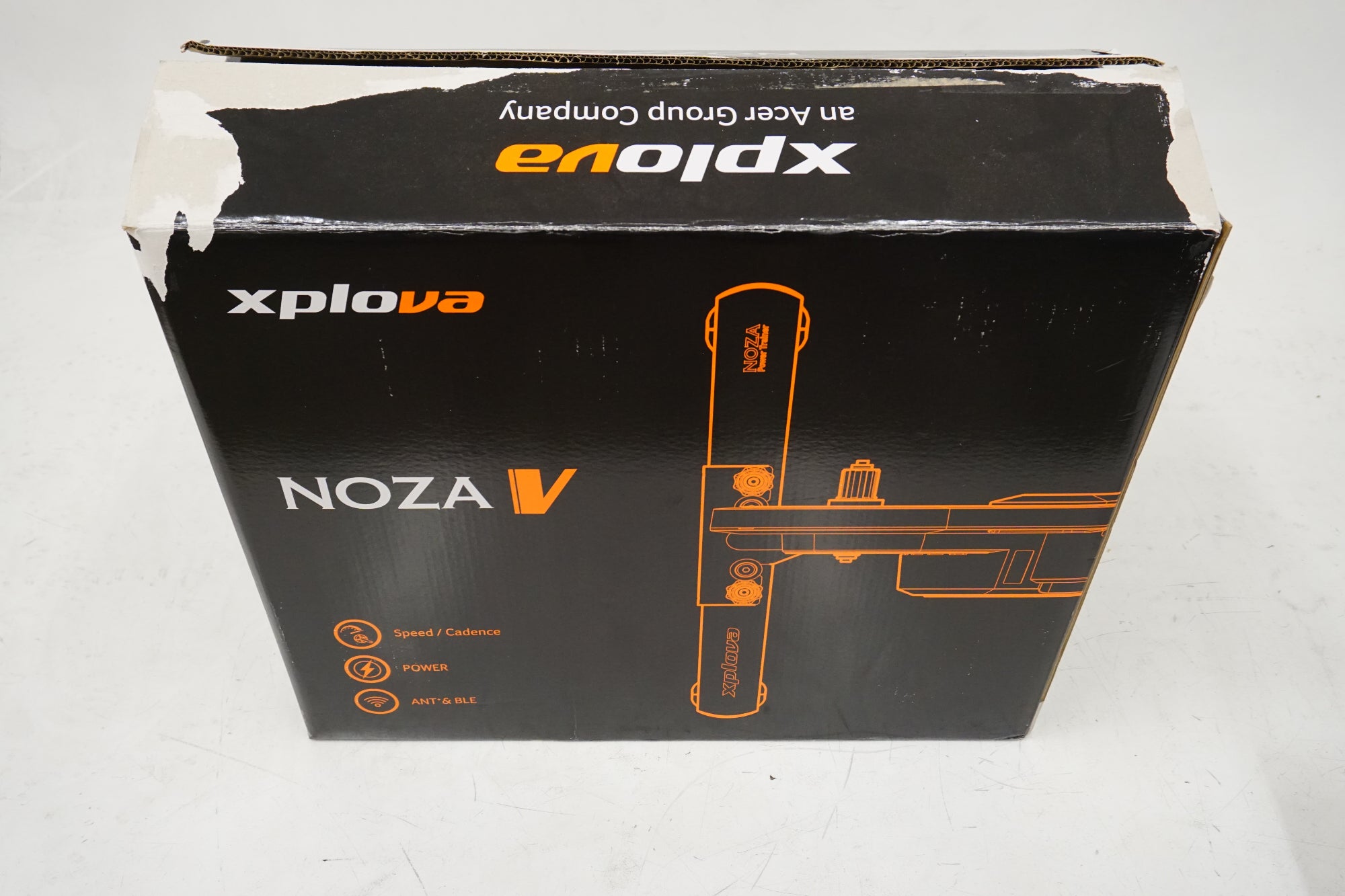 XPLOVA 「エクスプローバ」 NOZA V サイクルトレーナー / 浜松店
