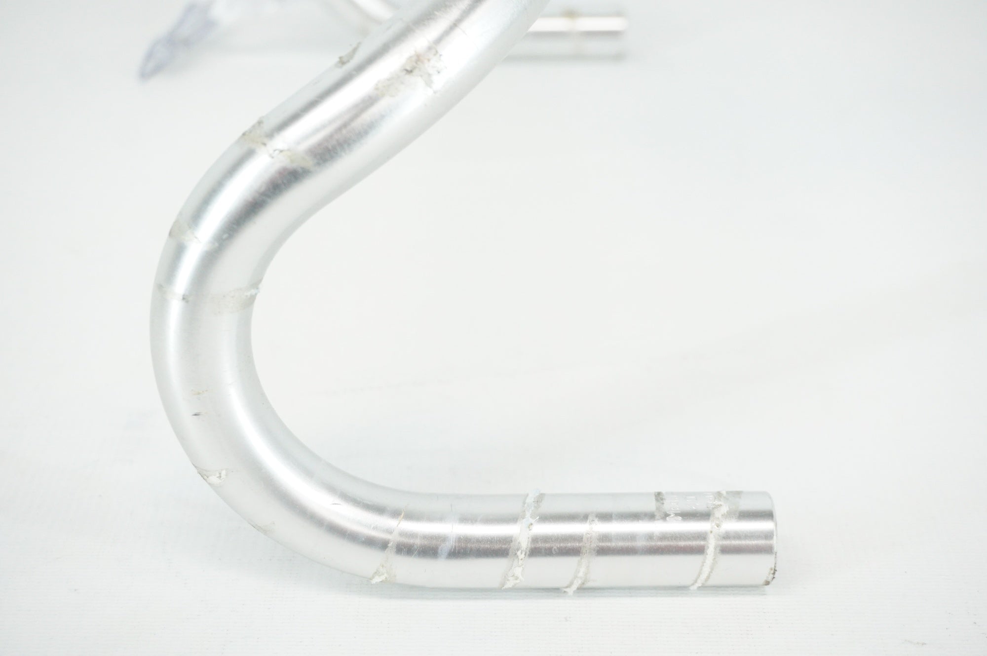 NITTO 「ニットー」 NEAT MOD 185 Φ26.0 400mm ハンドル / 阪急塚口店