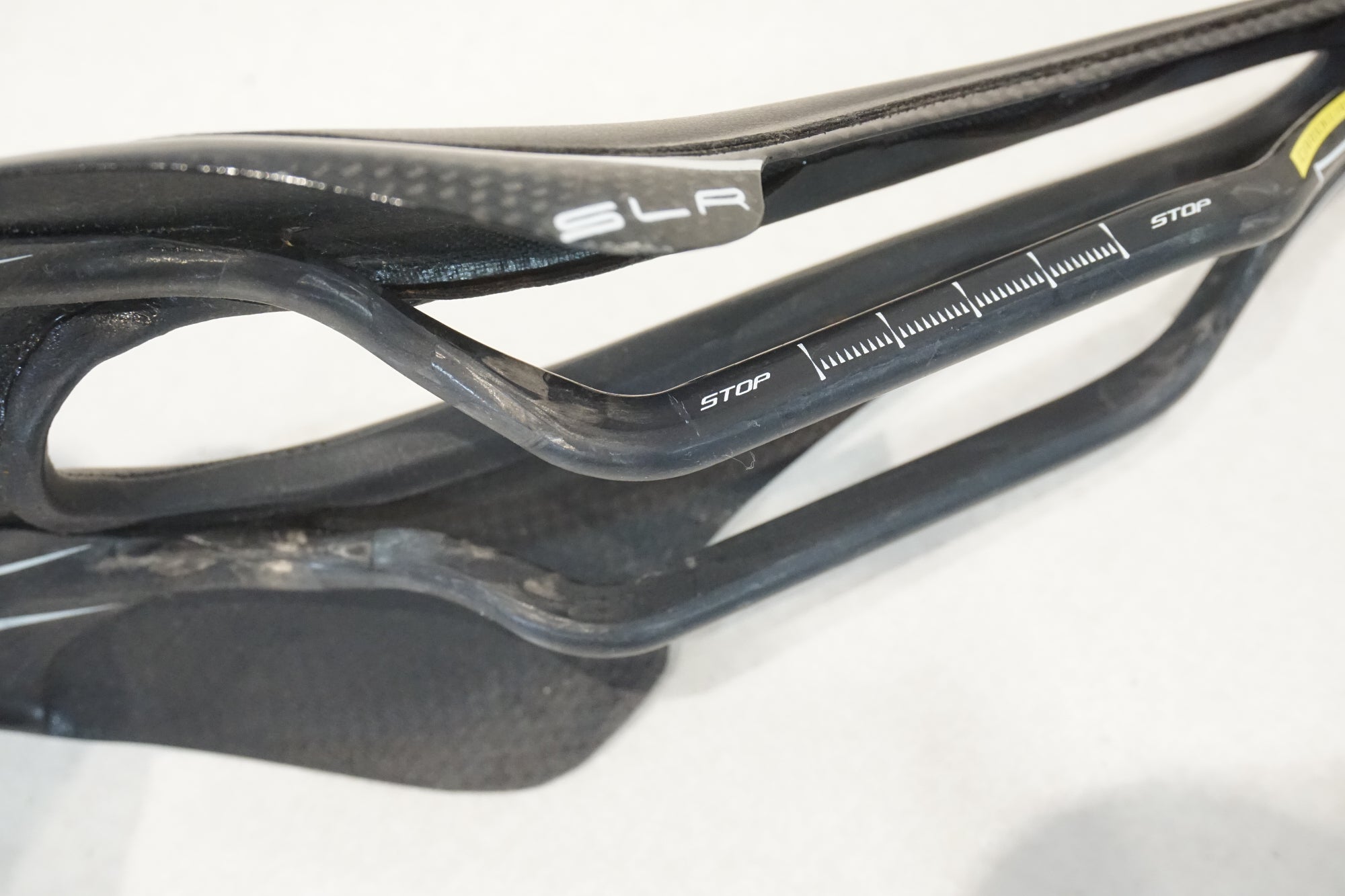 SELLE ITALIA 「セライタリア」 SLR TEKNO FLOW カーボンレール サドル / 横浜戸塚店