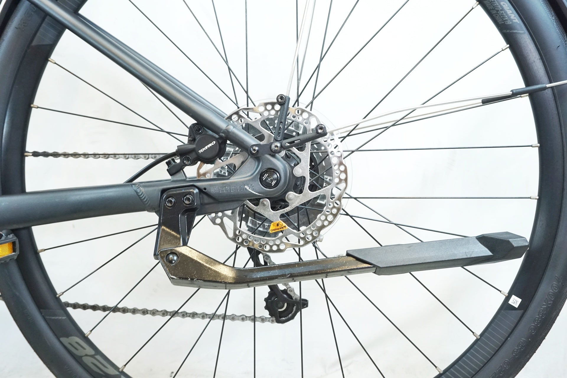 GIANT 「ジャイアント」 ESCAPE R E+ 2023年モデル E-BIKE / 有明ガーデン店