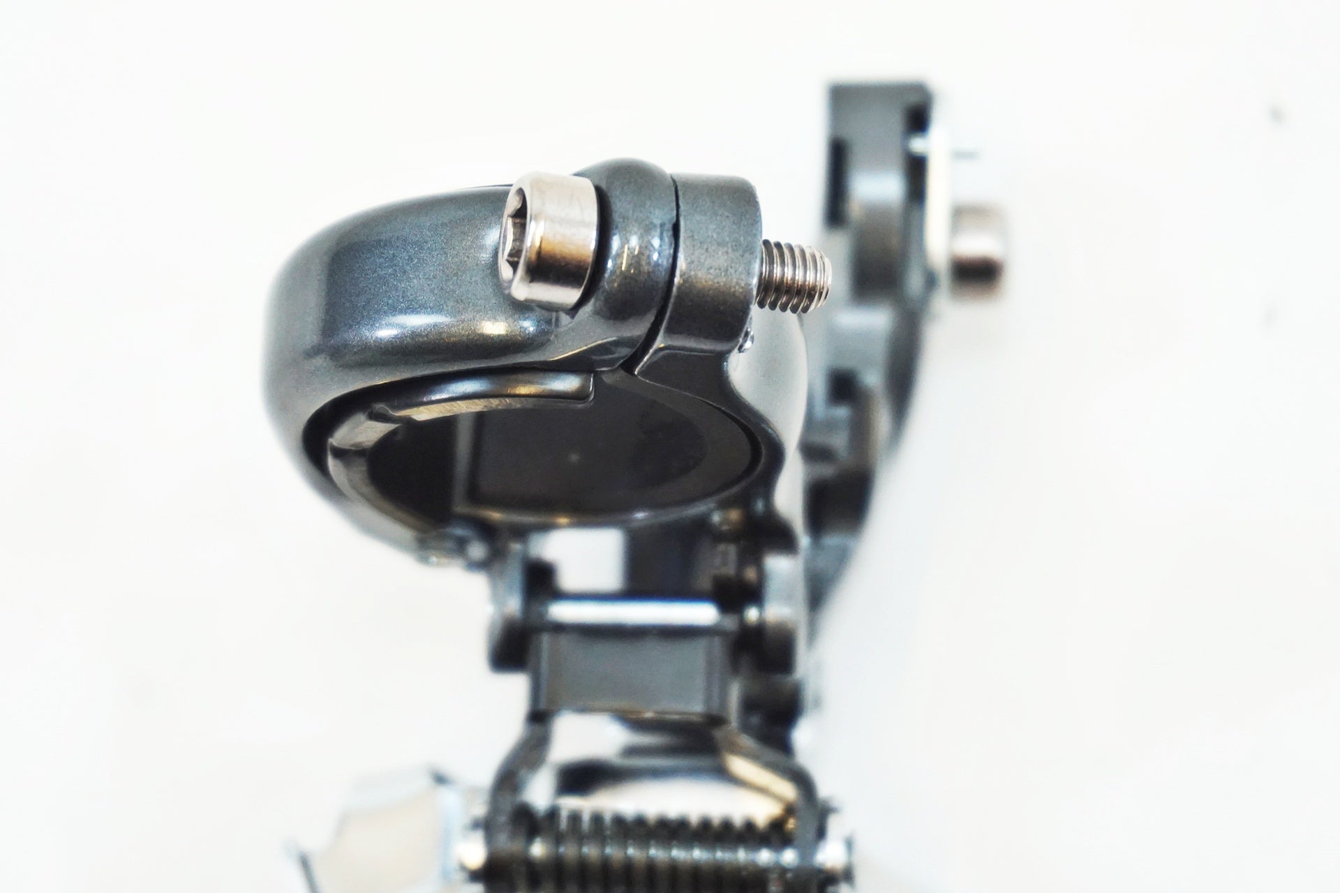 SHIMANO 「シマノ」 CLARIS FD-R2000 2×8S フロントディレイラー / 有明ガーデン店