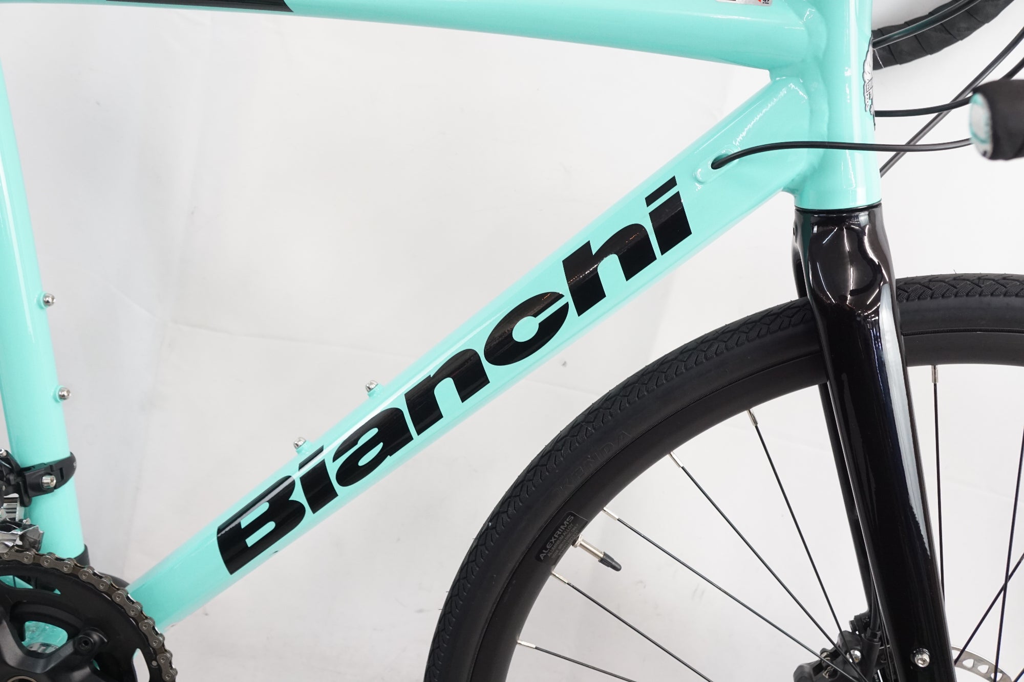 BIANCHI 「ビアンキ」 VIA NIRONE 7 ALLROAD GRX400 2021年モデル グラベルロード / バイチャリ浦和ベース