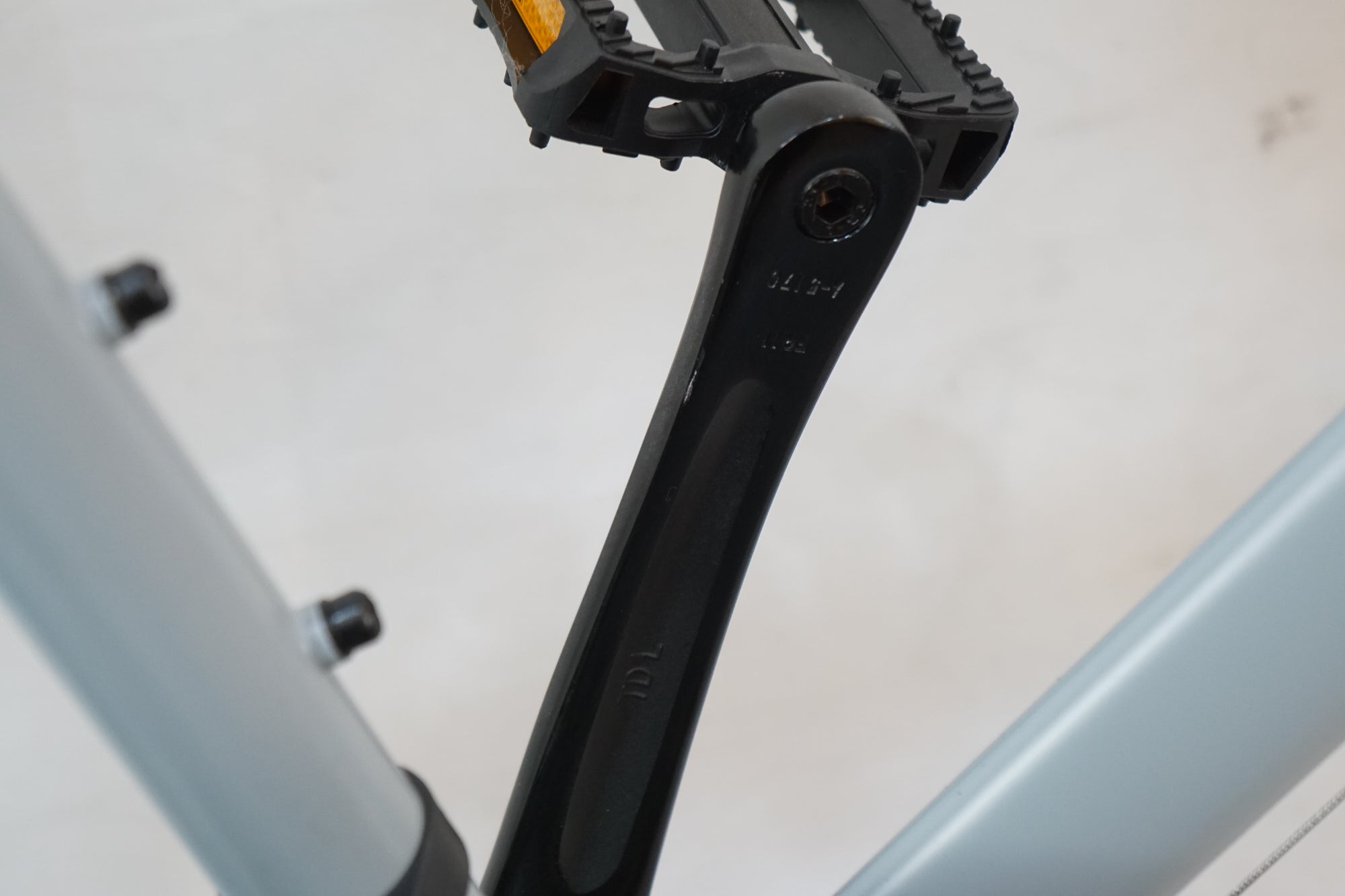 TERN 「ターン」 CREST 2023年モデル 20インチ ミニベロ / バイチャリ浦和ベース