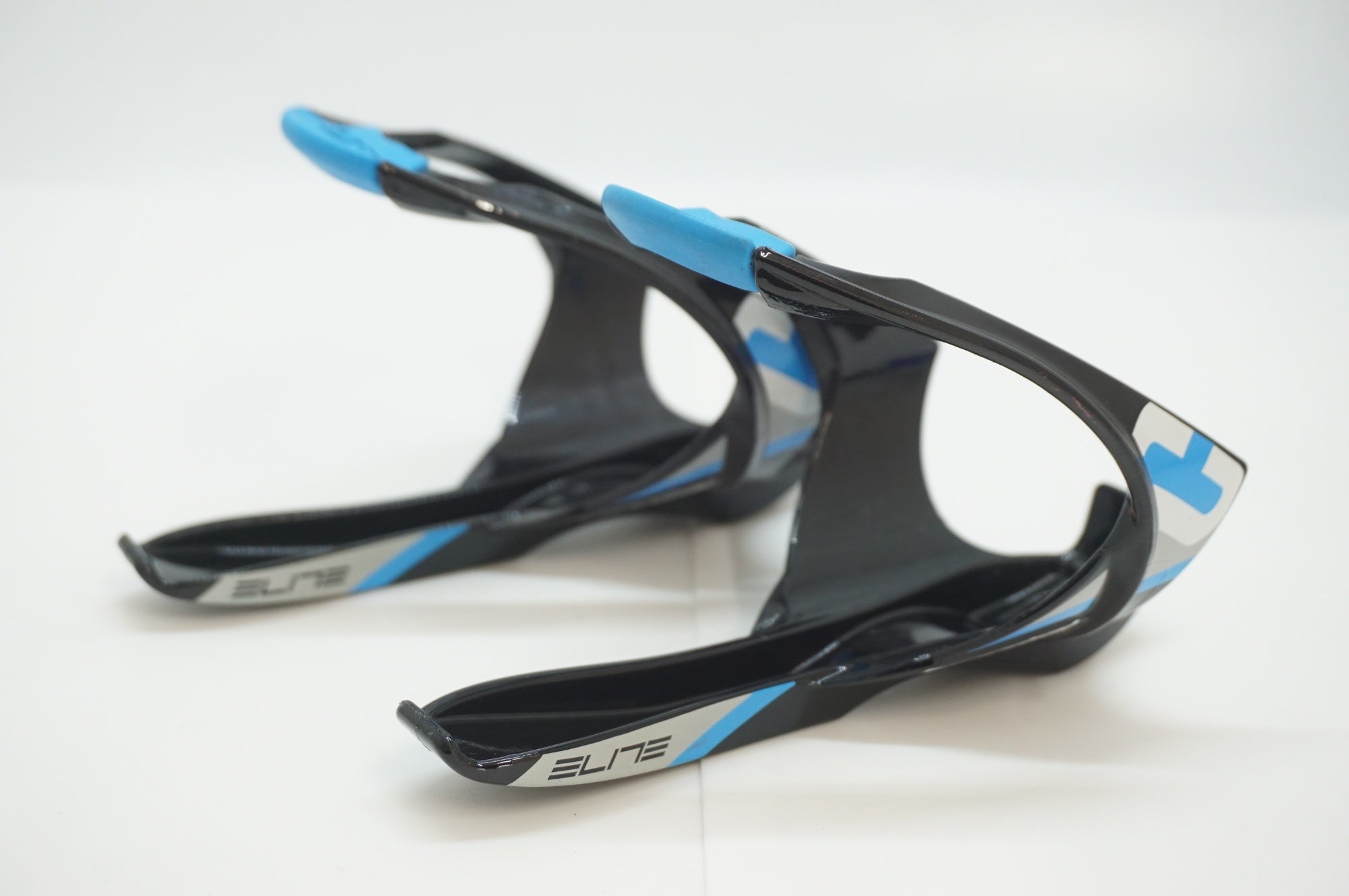 ELITE 「エリート」 CANIBAL ボトルケージセット / 福岡店