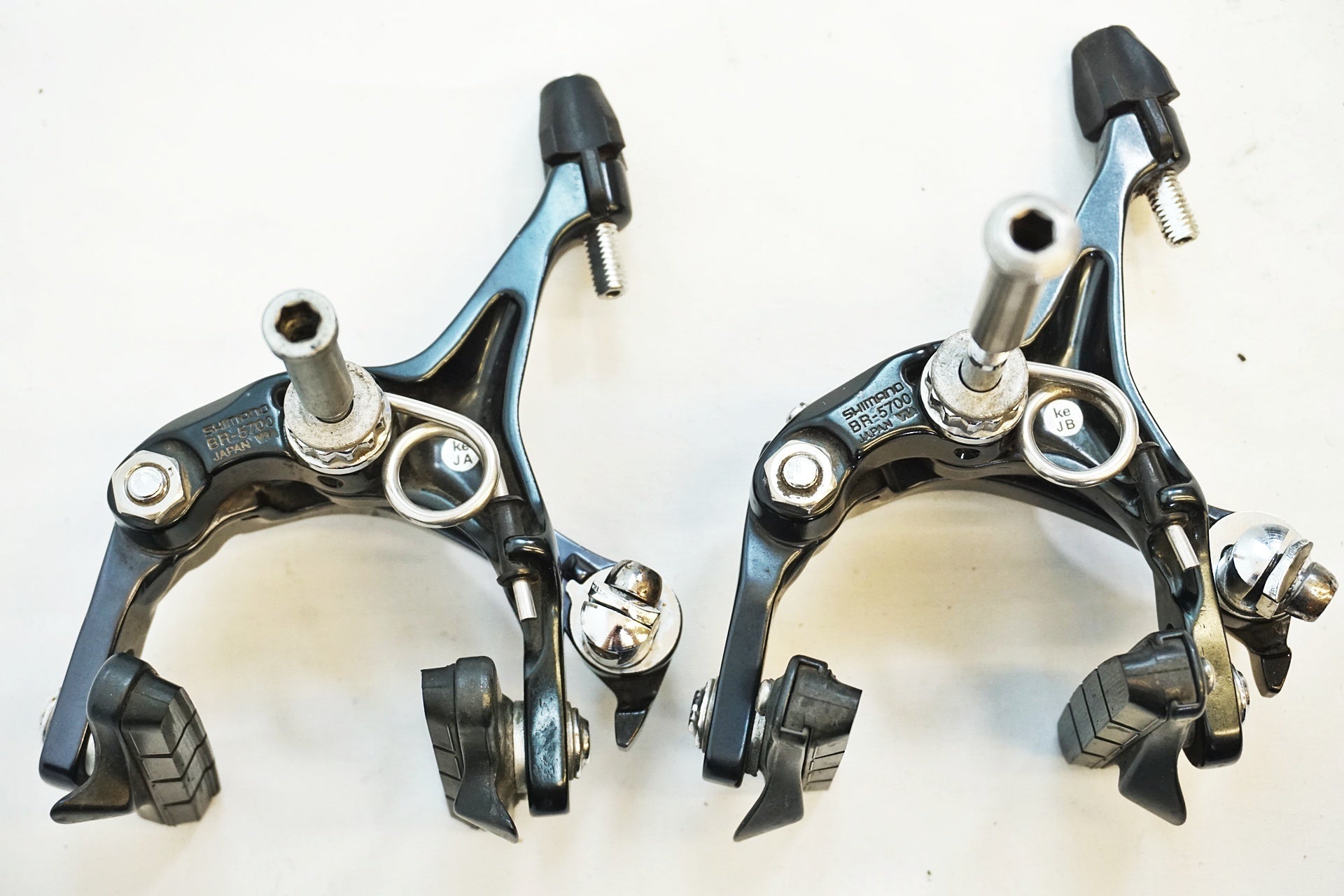 SHIMANO 「シマノ」 105 BR-5700 ブレーキキャリパーセット / 有明ガーデン店