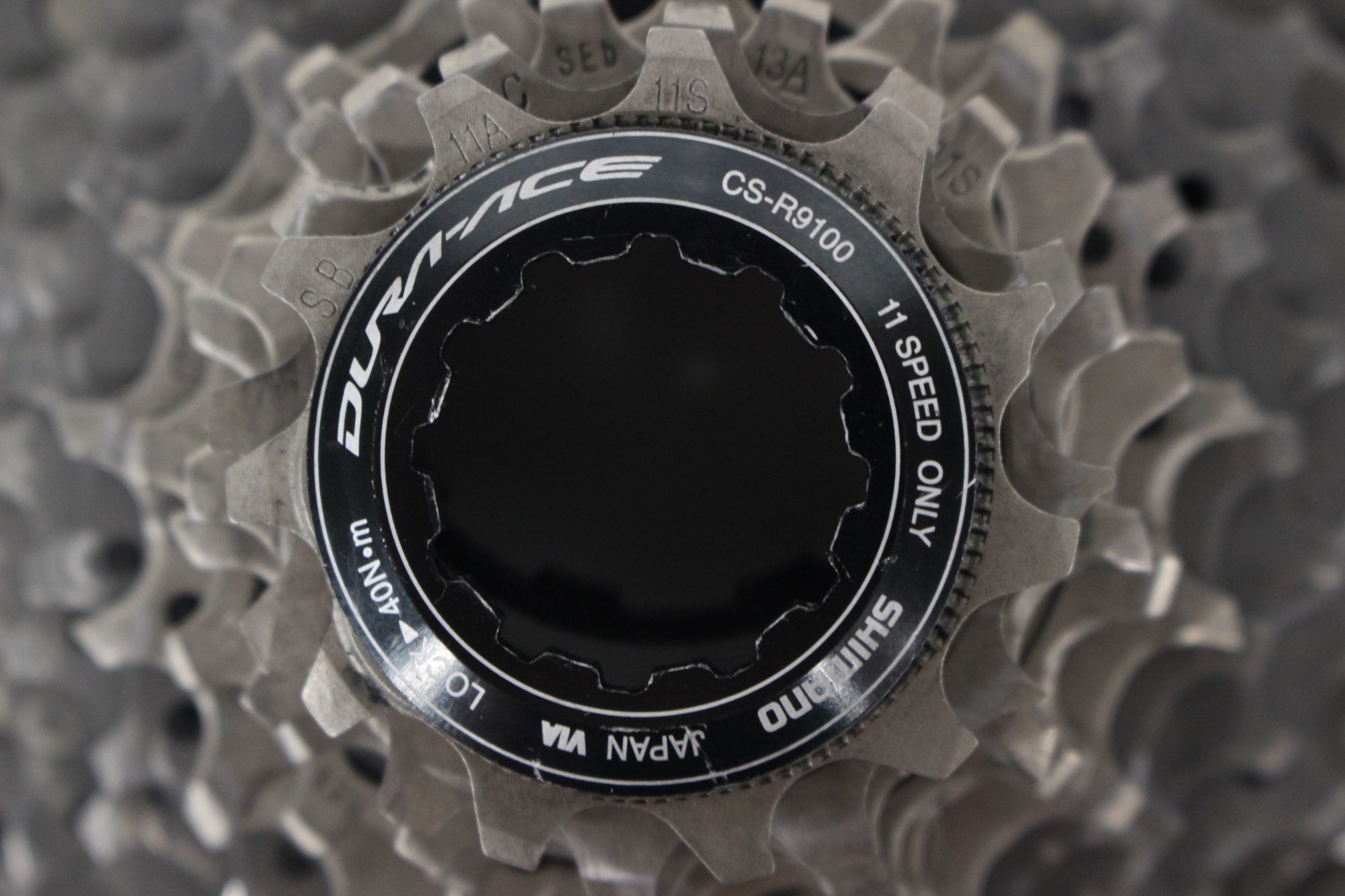 好評 SHIMANO 「シマノ」 DURA-ACE CS-R9100 11-30T スプロケット パーツ