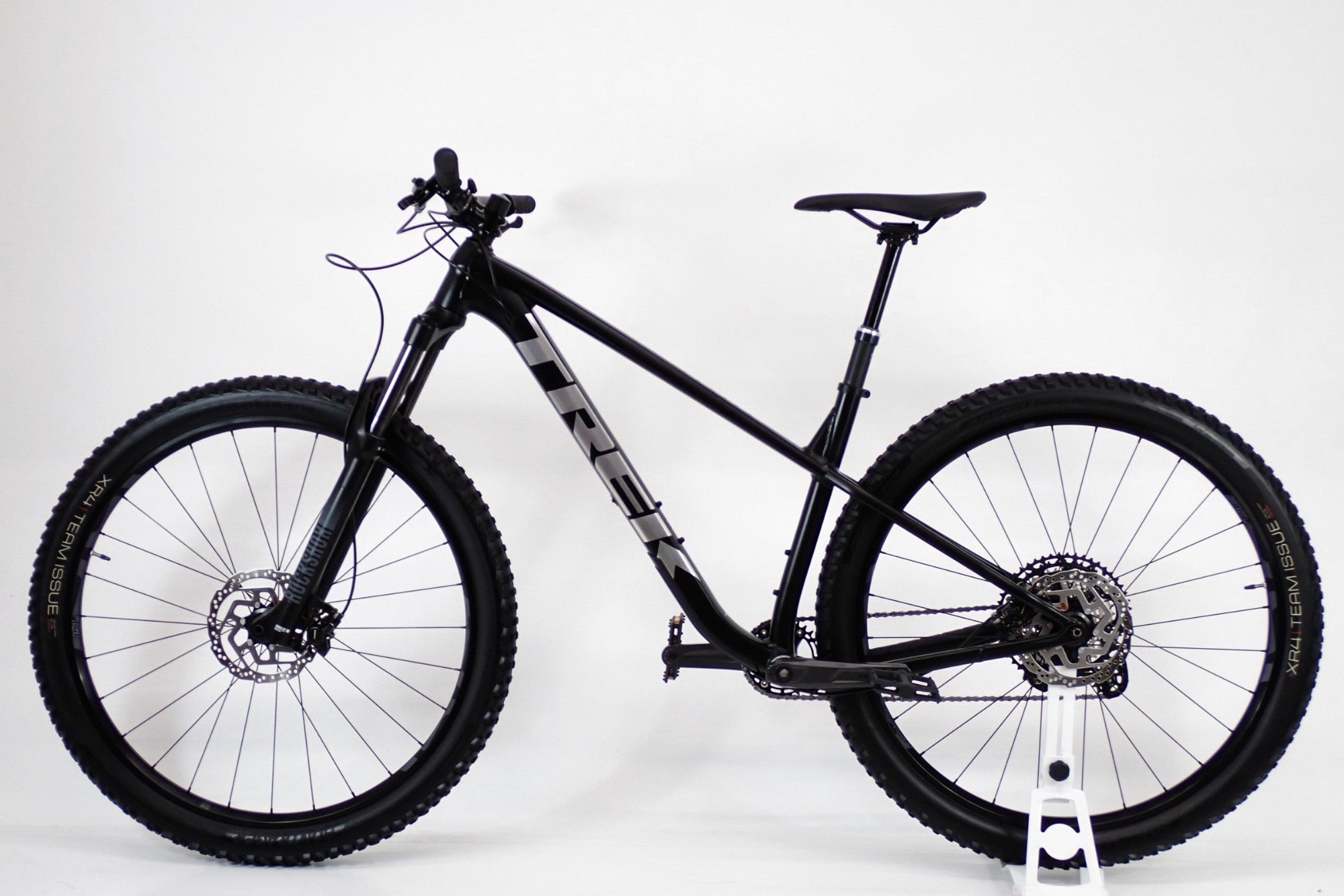 TREK 「トレック」 ROSCOE 7 2023年モデル マウンテンバイク
