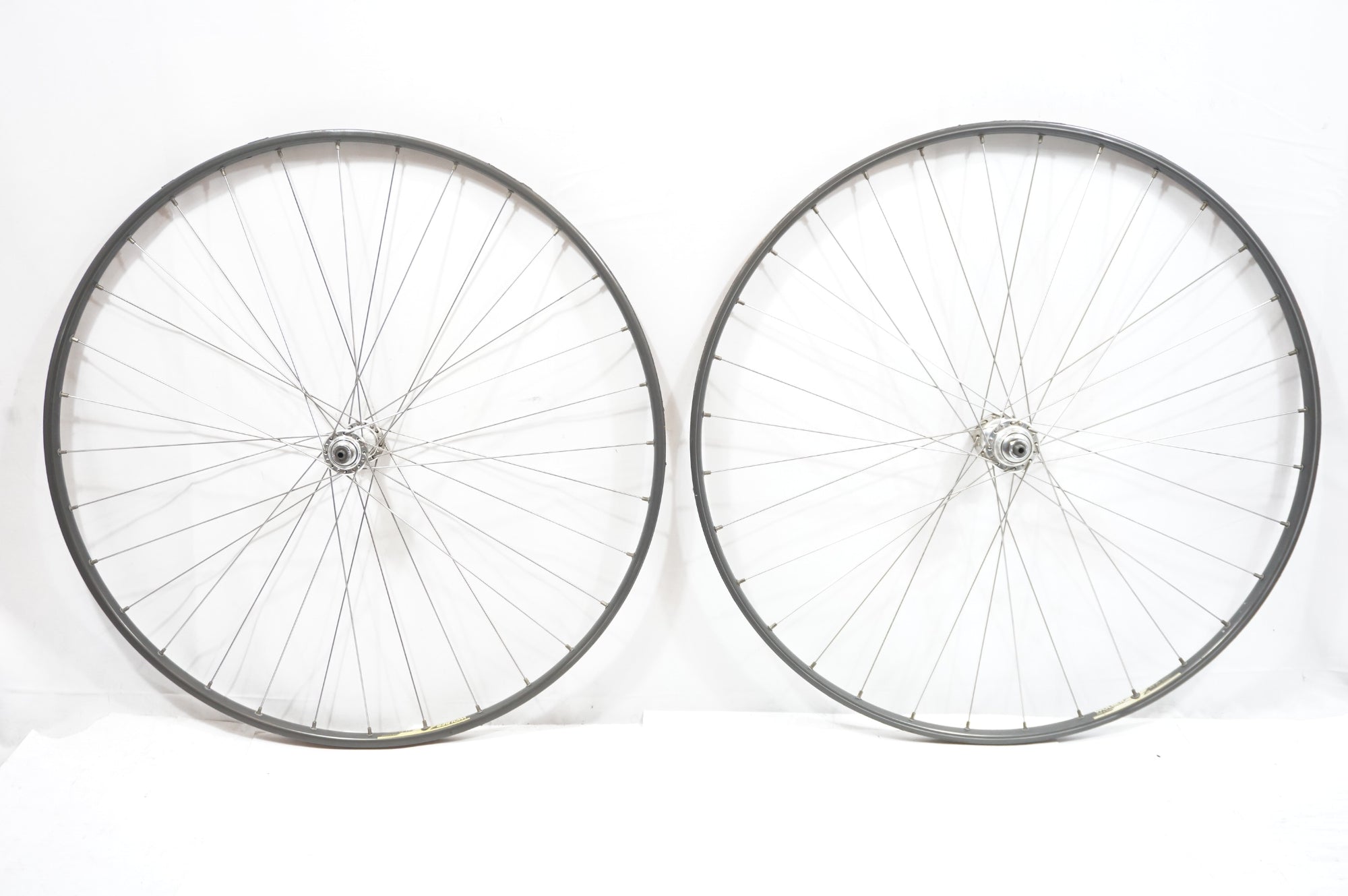 WOLBER 「ヴォルベール」 AS 40 リム SHIMANO 105 FH/HB-5500 ハブ