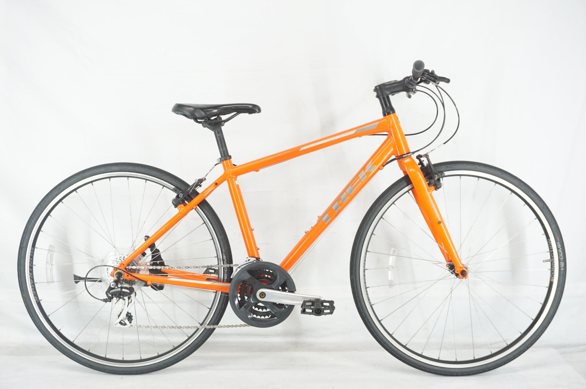 TREK 「トレック」 FX2 2018年モデル クロスバイク / 阪急塚口店