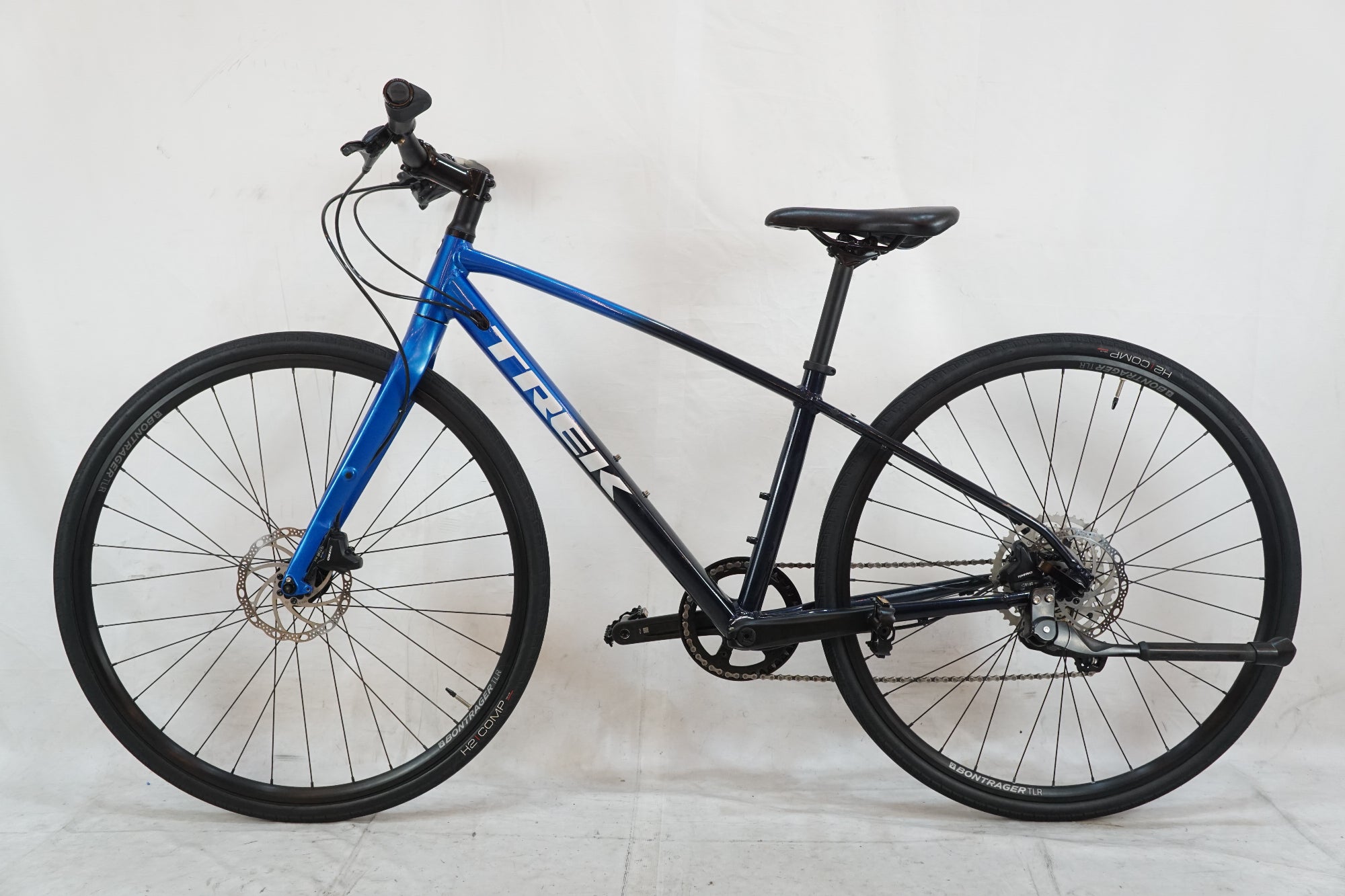 TREK 「トレック」  FX 3 DISC GEN3 2023年モデル クロスバイク / バイチャリ浦和ベー