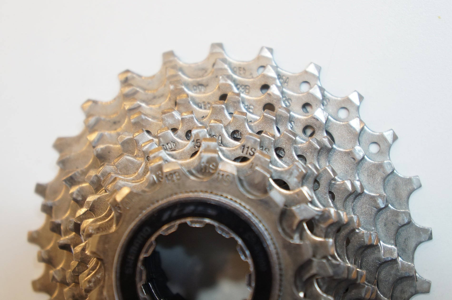 SHIMANO 「シマノ」 105 CS-R7000 12-25T スプロケット / バイチャリ浦和ベース