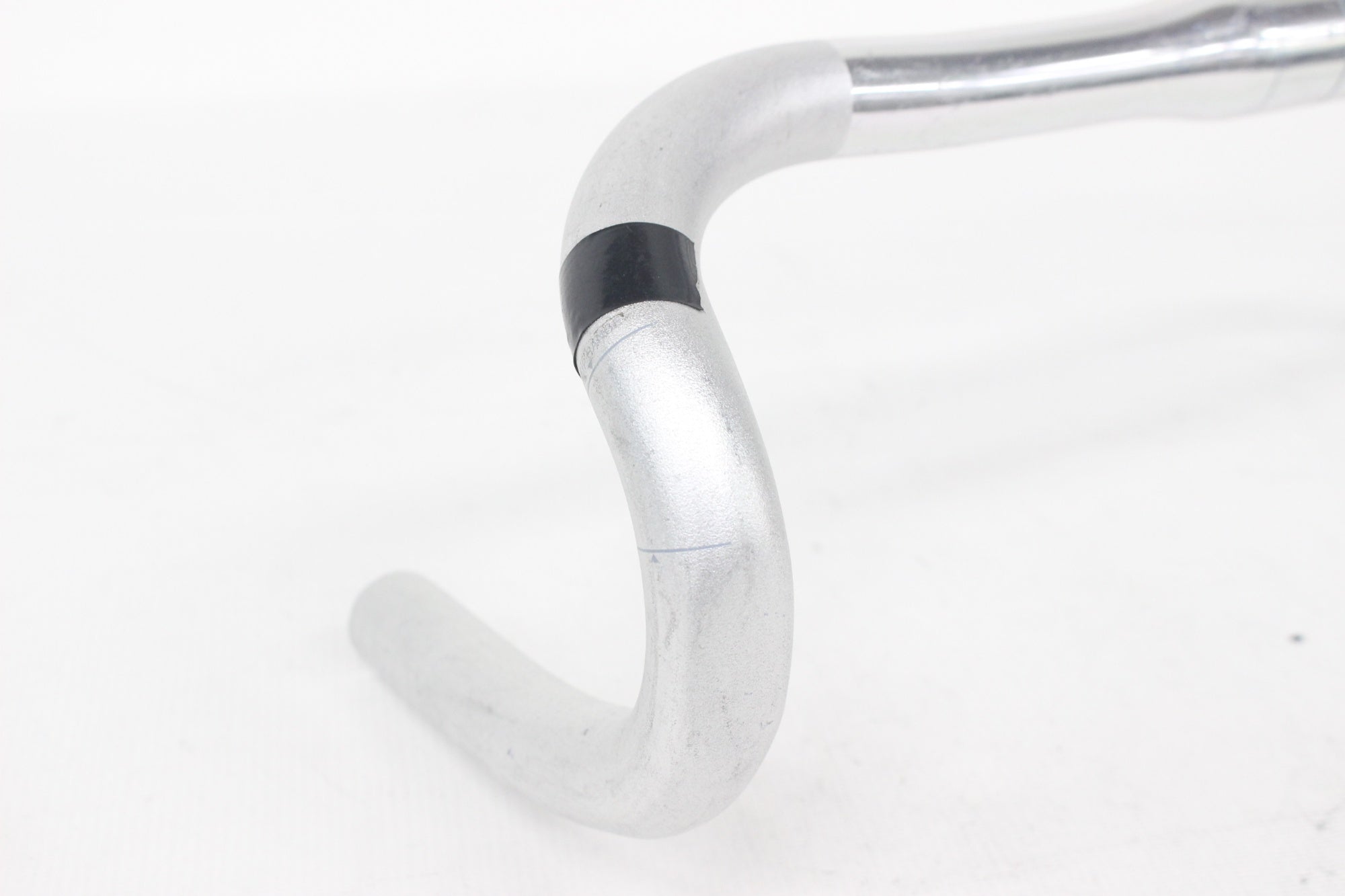 DIXNA 「ディズナ」 J FIT ARC FZ Φ31.8 400mm ドロップハンドル