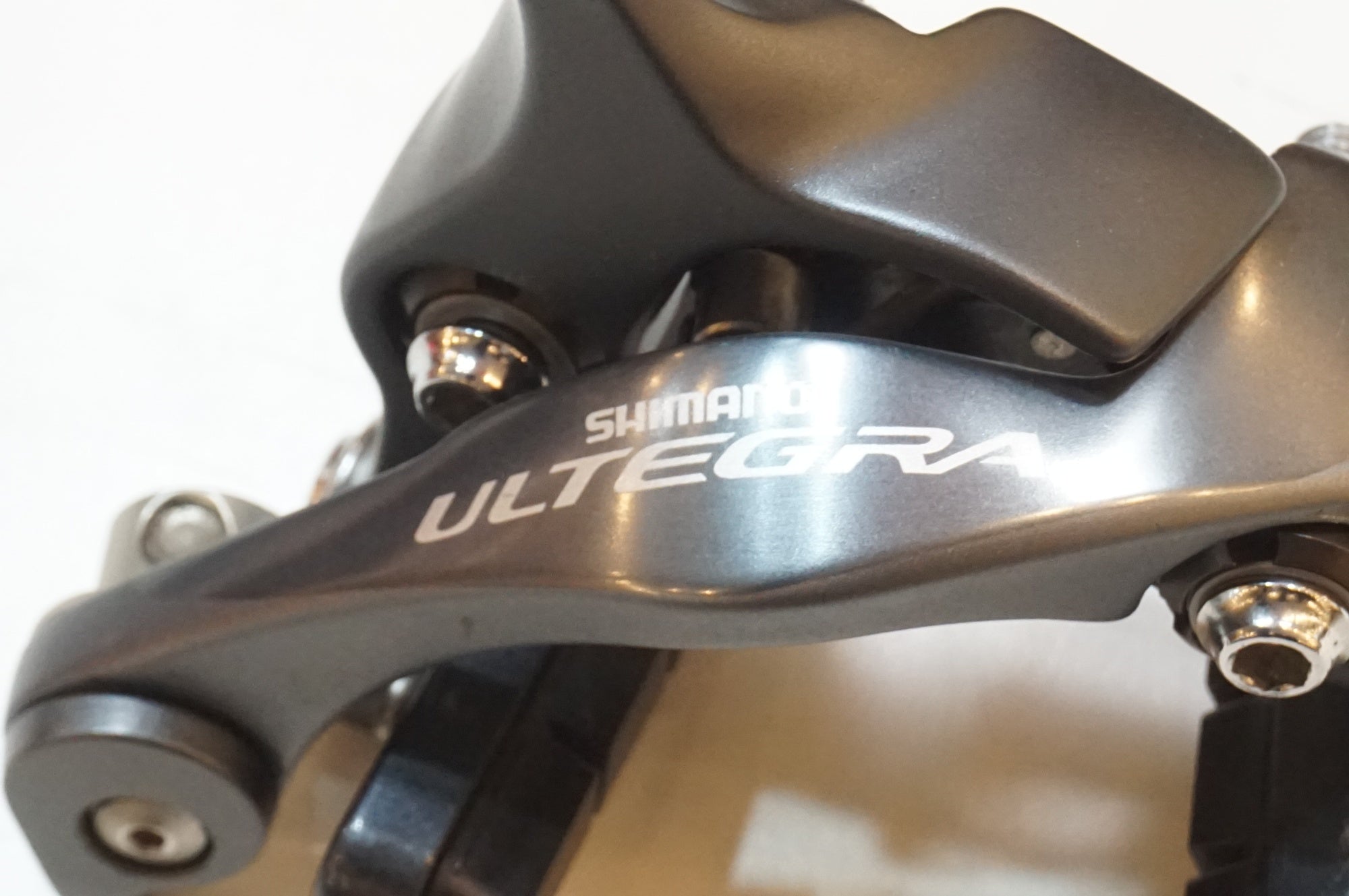 SHIMANO 「シマノ」 ULTEGRA BR-6810-F ダイレクトマウントブレーキ / 浦和ベース