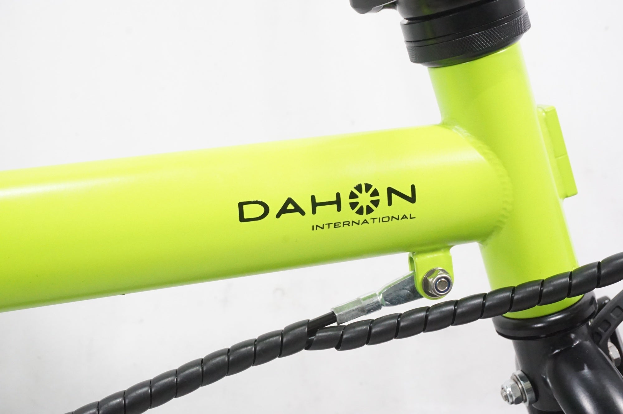 DAHON 「ダホン」 FAROUT 2025年モデル 14インチ 折り畳み自転車 / AKIBA店