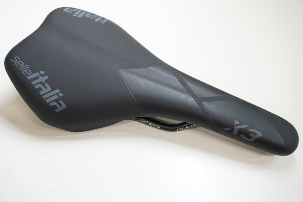 SELLE ITALIA 「セラ イタリア」 X3 サドル / 大宮店