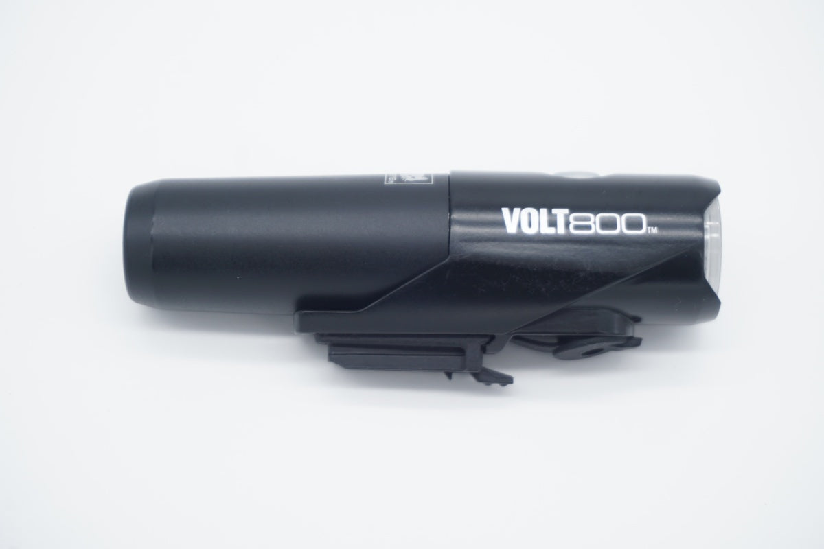 CATEYE 「キャットアイ」 VOLT800 フロントライト / 京都八幡店