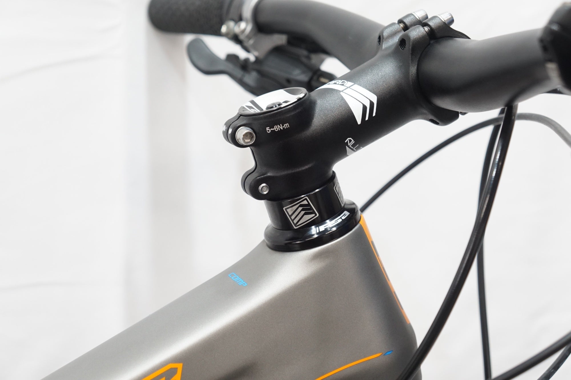 GT 「ジーティー」 ZASKAR CARBON COMP 2017年モデル マウンテンバイク / 大宮店