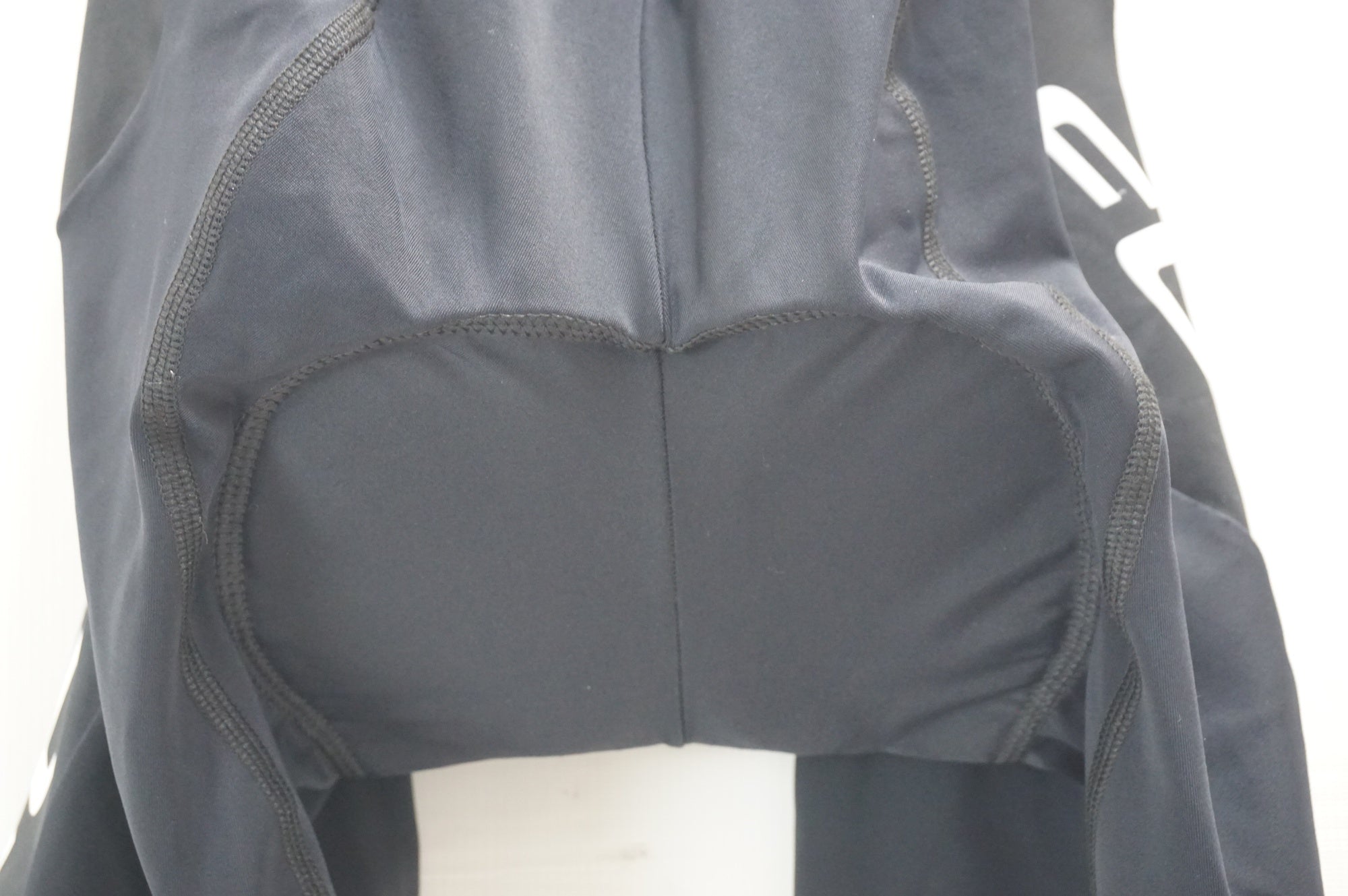 FOCUS 「フォーカス」 サイズM ビブショーツ / 福岡アイランドシティ店