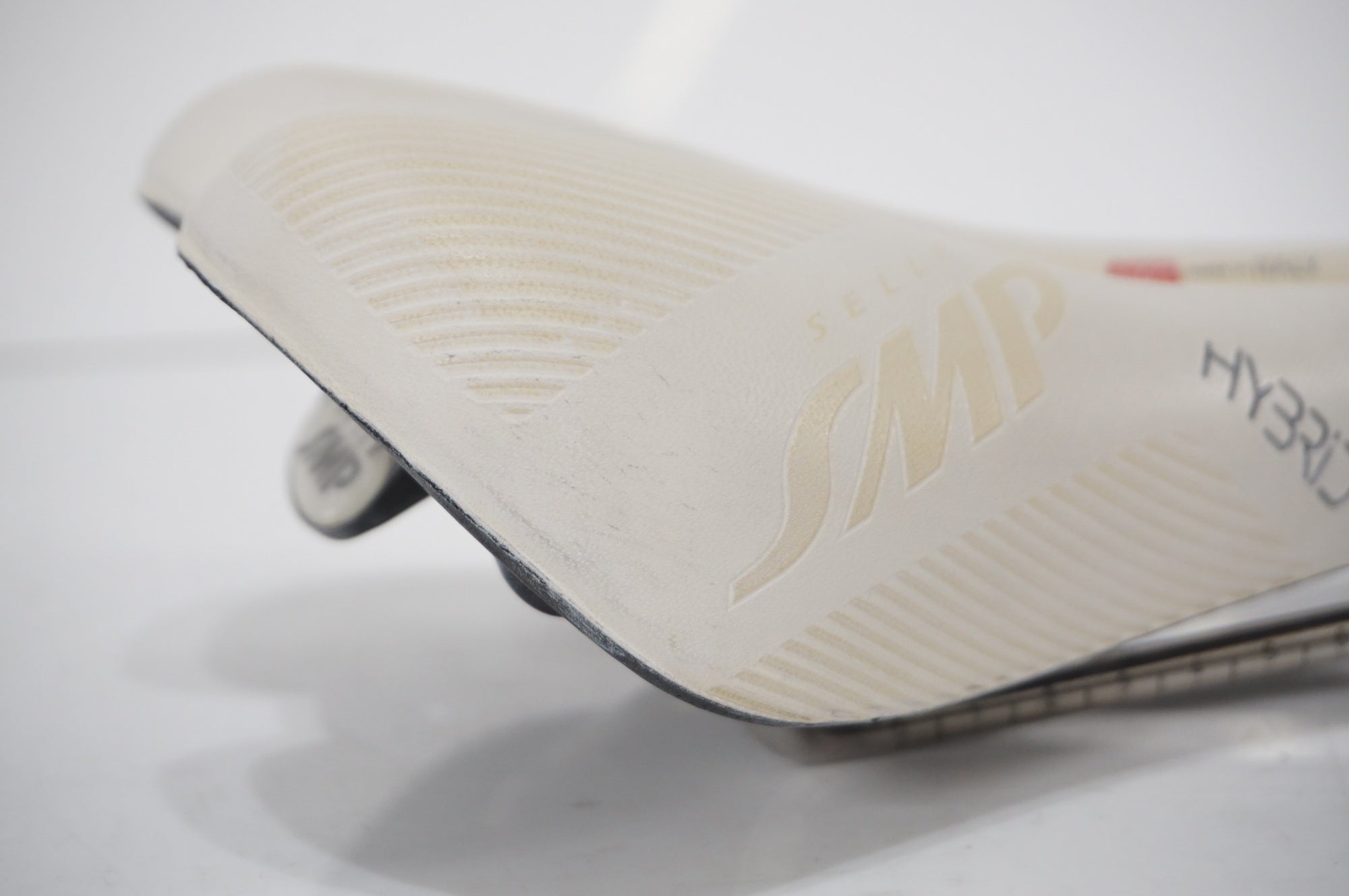 SELLE SMP 「セラエスエムピー」 HYBRID サドル / AKIBA店