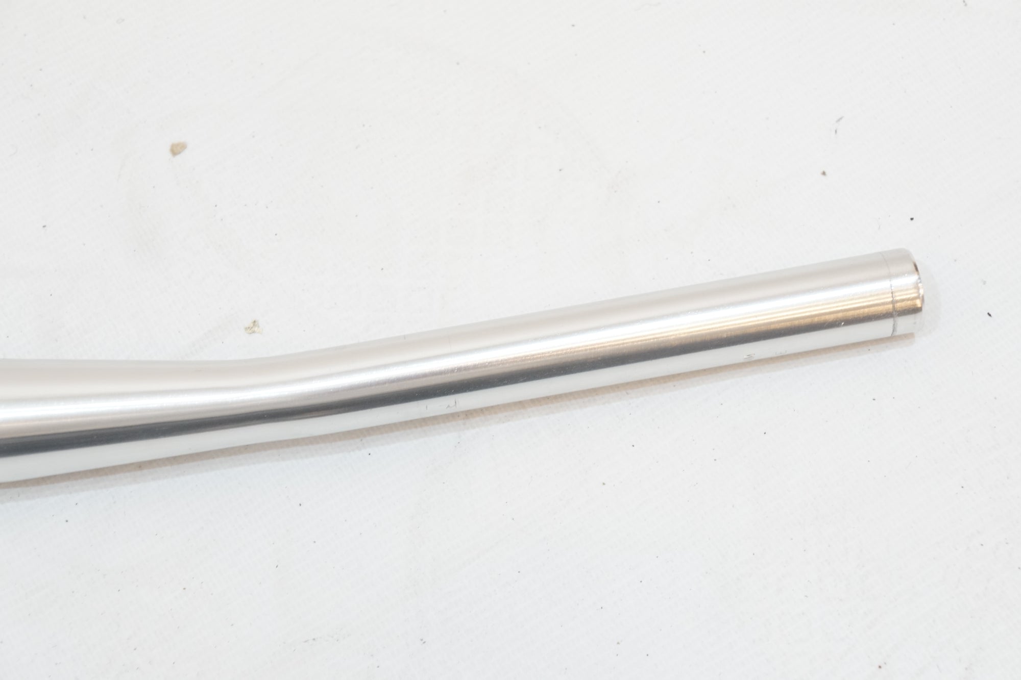 ノーブランド フラットバー φ31.8 545mm ハンドル / バイチャリ浦和ベース