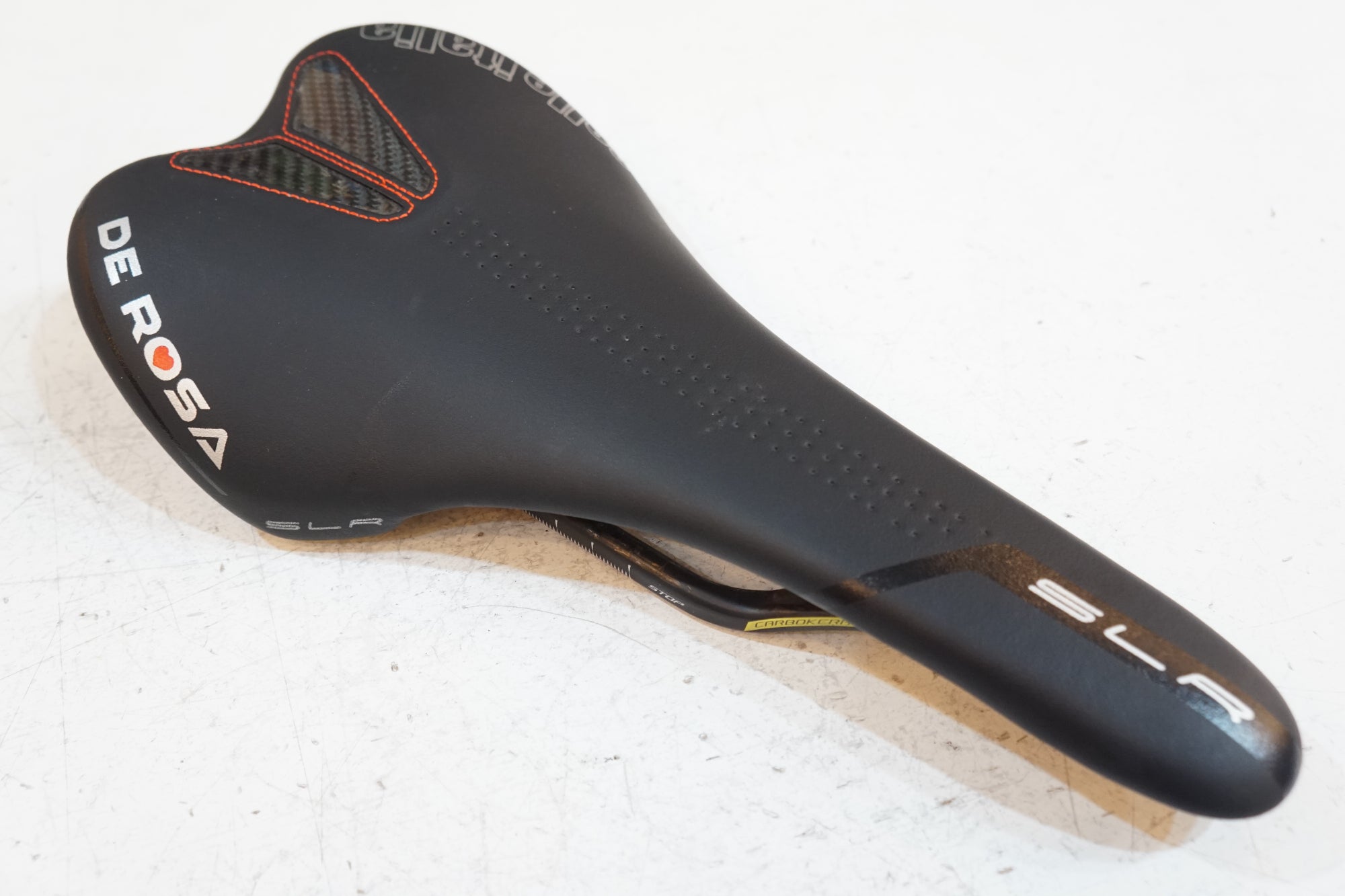 SELLE ITALIA 「セラ イタリア」 SLR DE ROSA サドル / バイチャリ浦和ベース