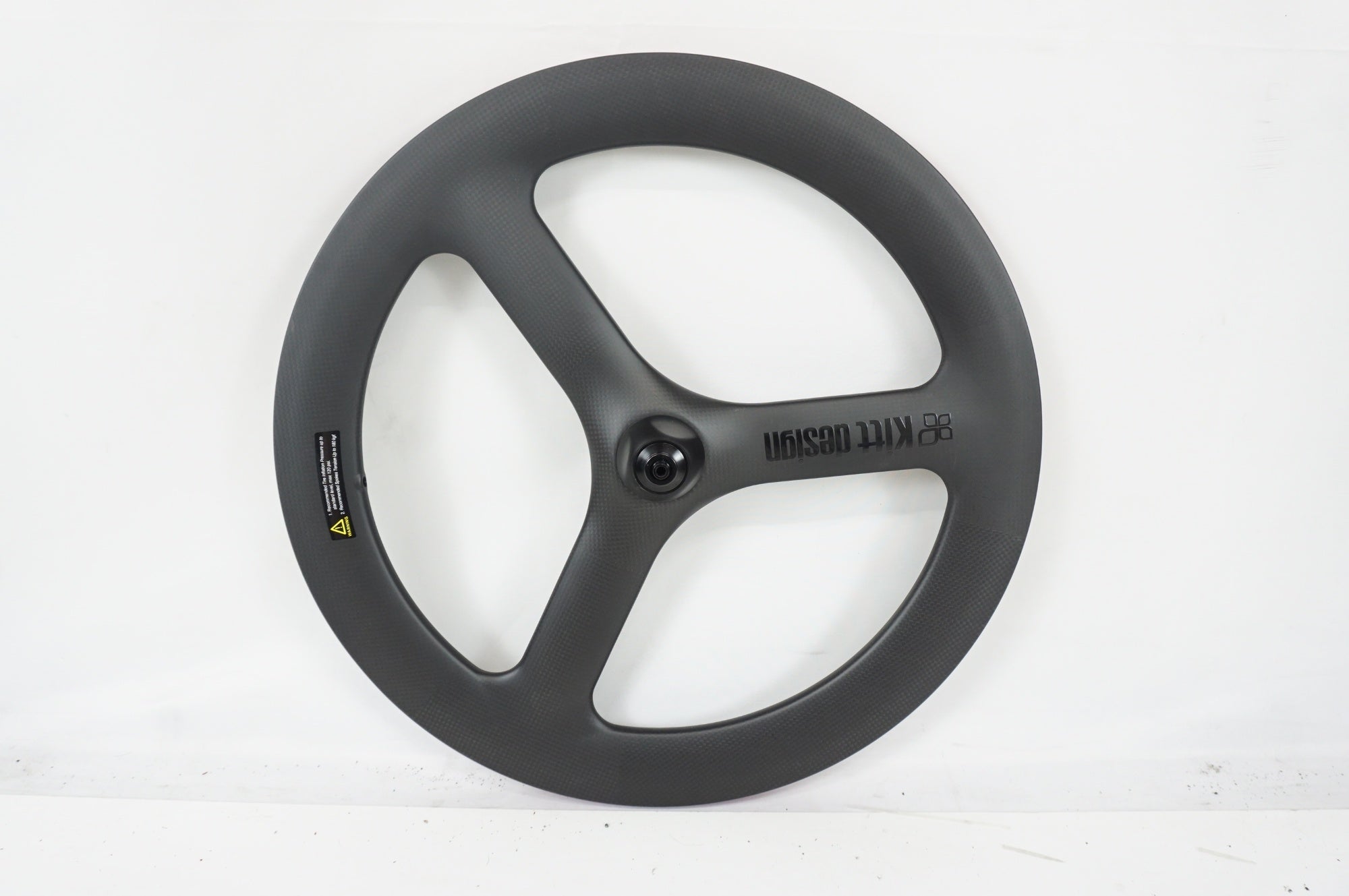 KITT DESIGN 「キットデザイン」 CARBON WHEEL バトンホール / 大宮店