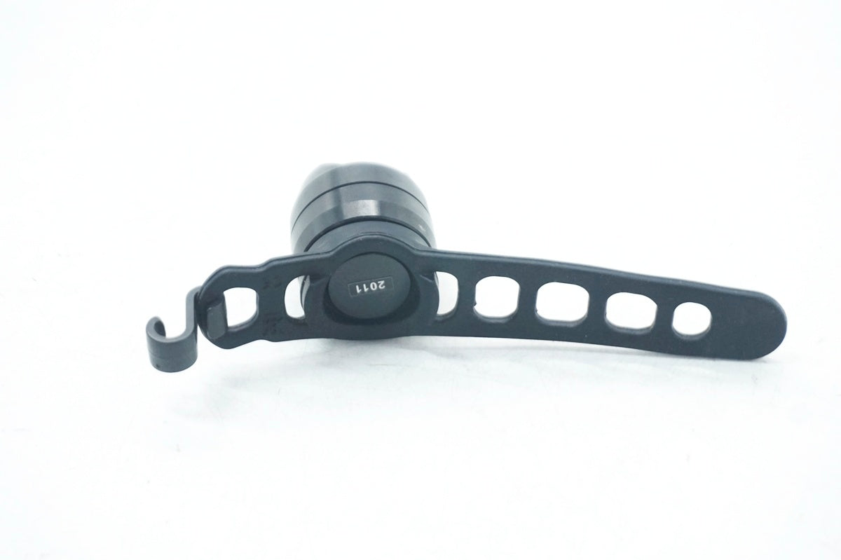 CATEYE 「キャットアイ」 ORB フロントライト / 大阪門真店