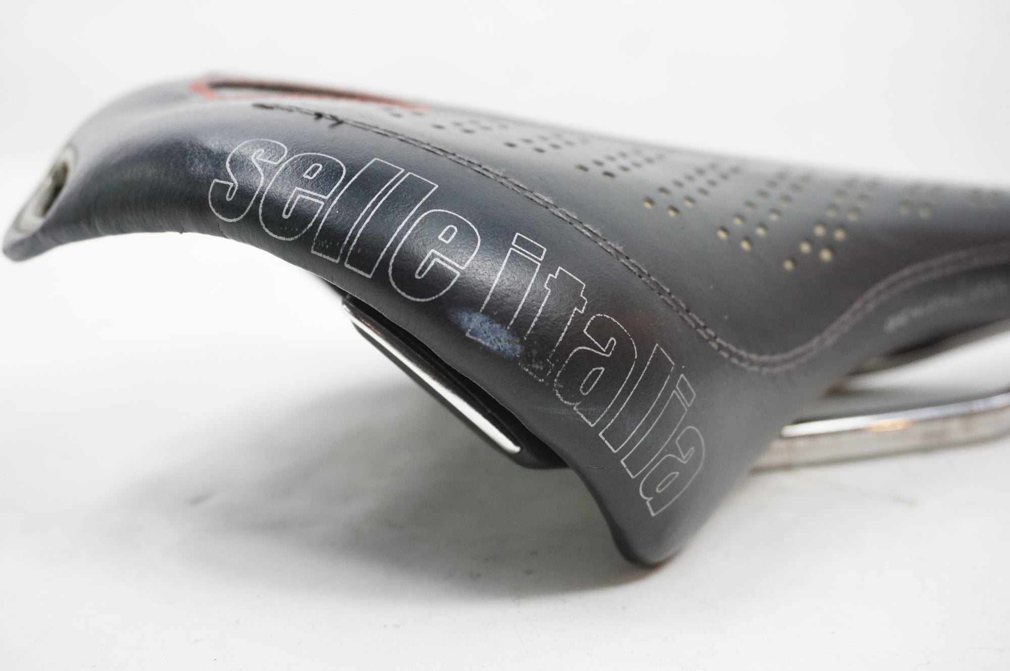 SELLE ITALIA 「セライタリア」 MAX サドル / 川越店