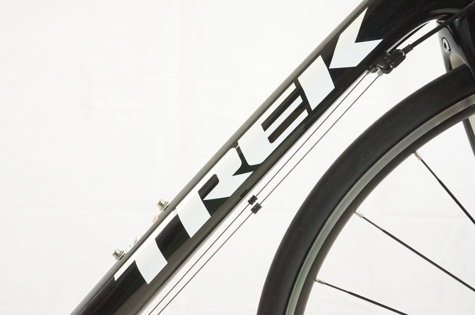 Trek Domane 2.3 2015 - Specifications | Reviews | Shops