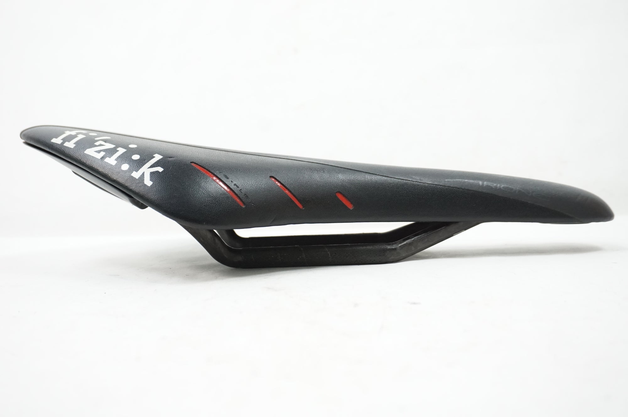 FIZIK 「フィジーク」 ARIONE R3 BRAIDED サドル / 川越店