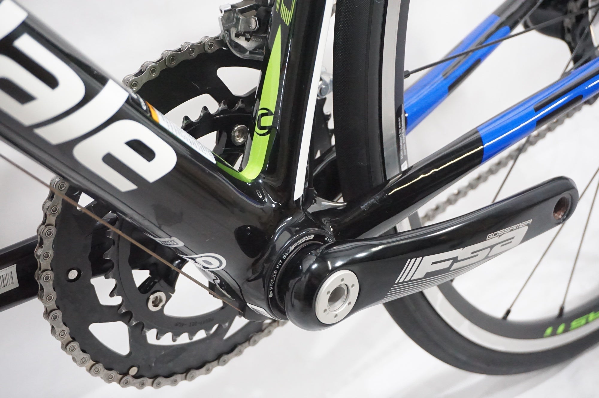 CANNONDALE 「キャノンデール」 SUPERSIX EVO CARBON 105 2015年モデル