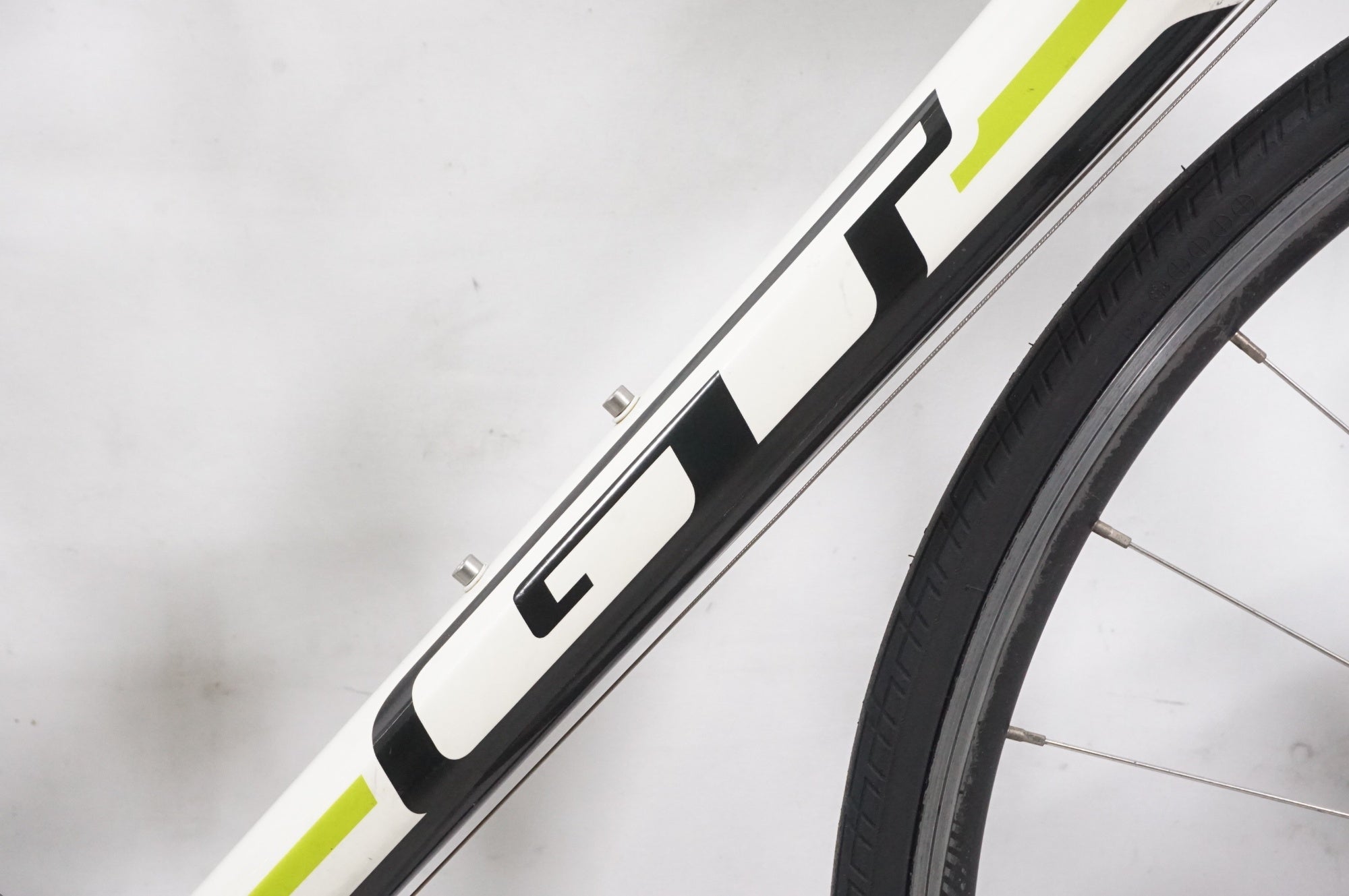 GT 「ジーティー」 GTR SERIES4 2012年モデル ロードバイク / AKIBA店