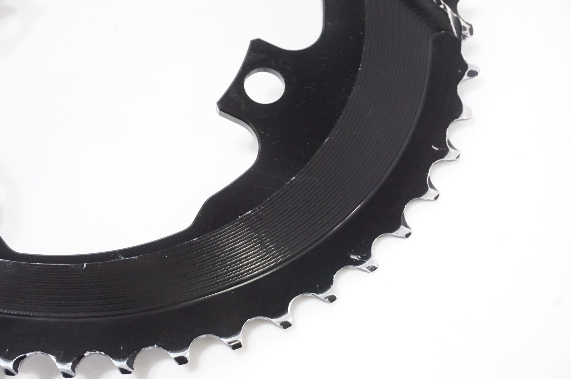 ABSOLUTE BLACK 「アブソリュートブラック」 PREMIUM OVAL ROAD 50T チェーンリング / AKIBA店