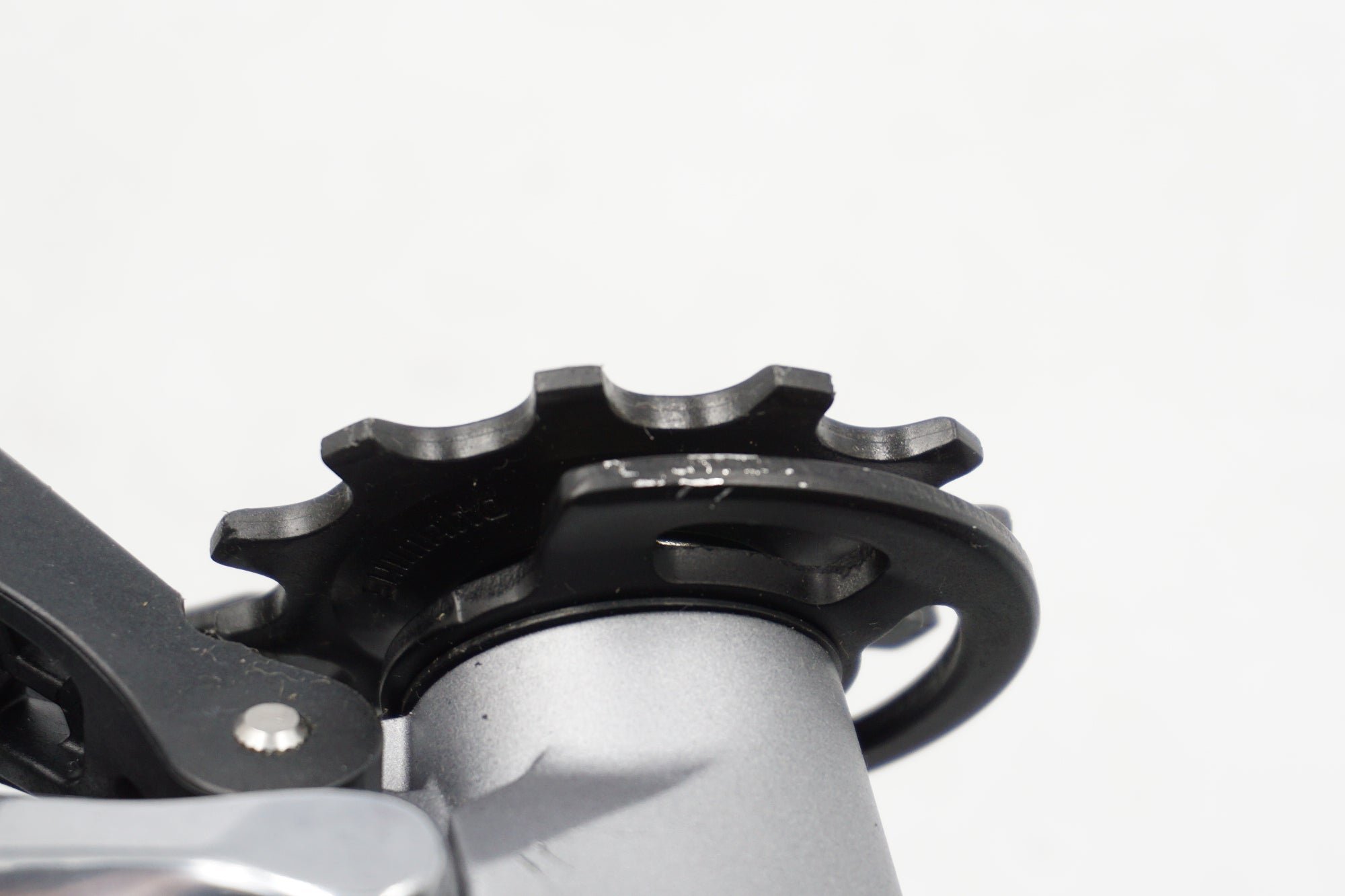 SHIMANO 「シマノ」 105 RD-R7000 リアディレイラー / 奈良店