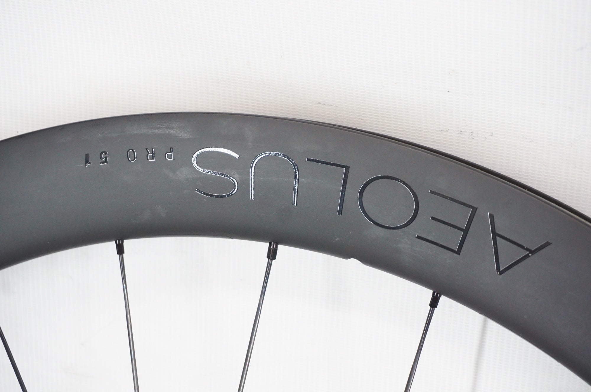 BONTRAGER 「ボントレガー」 AEOLUS PRO 51 TLR DISC シマノ11速