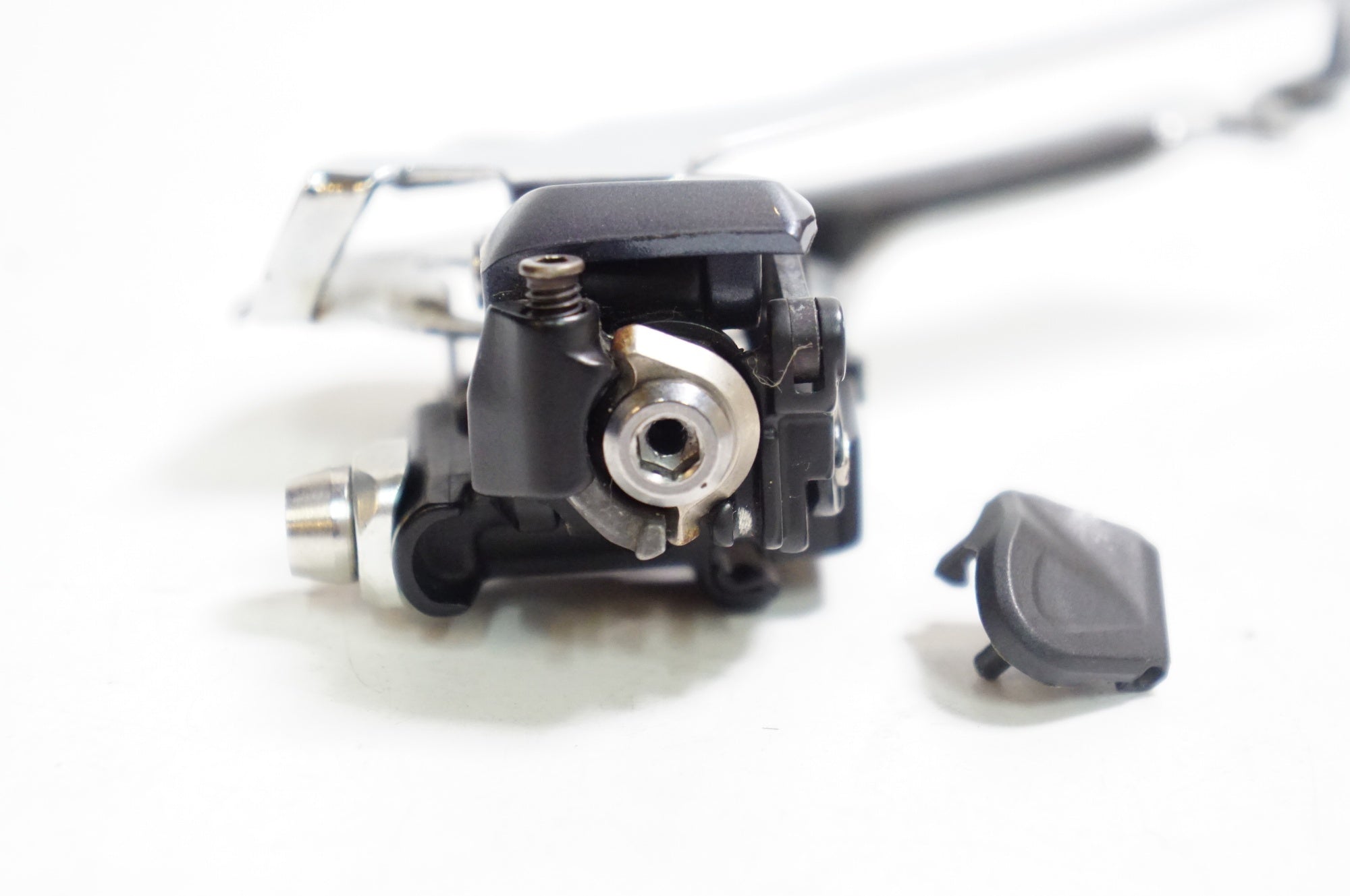 SHIMANO 「シマノ」 ULTEGRA FD-R8000 フロントディレイラー / 熊谷本店