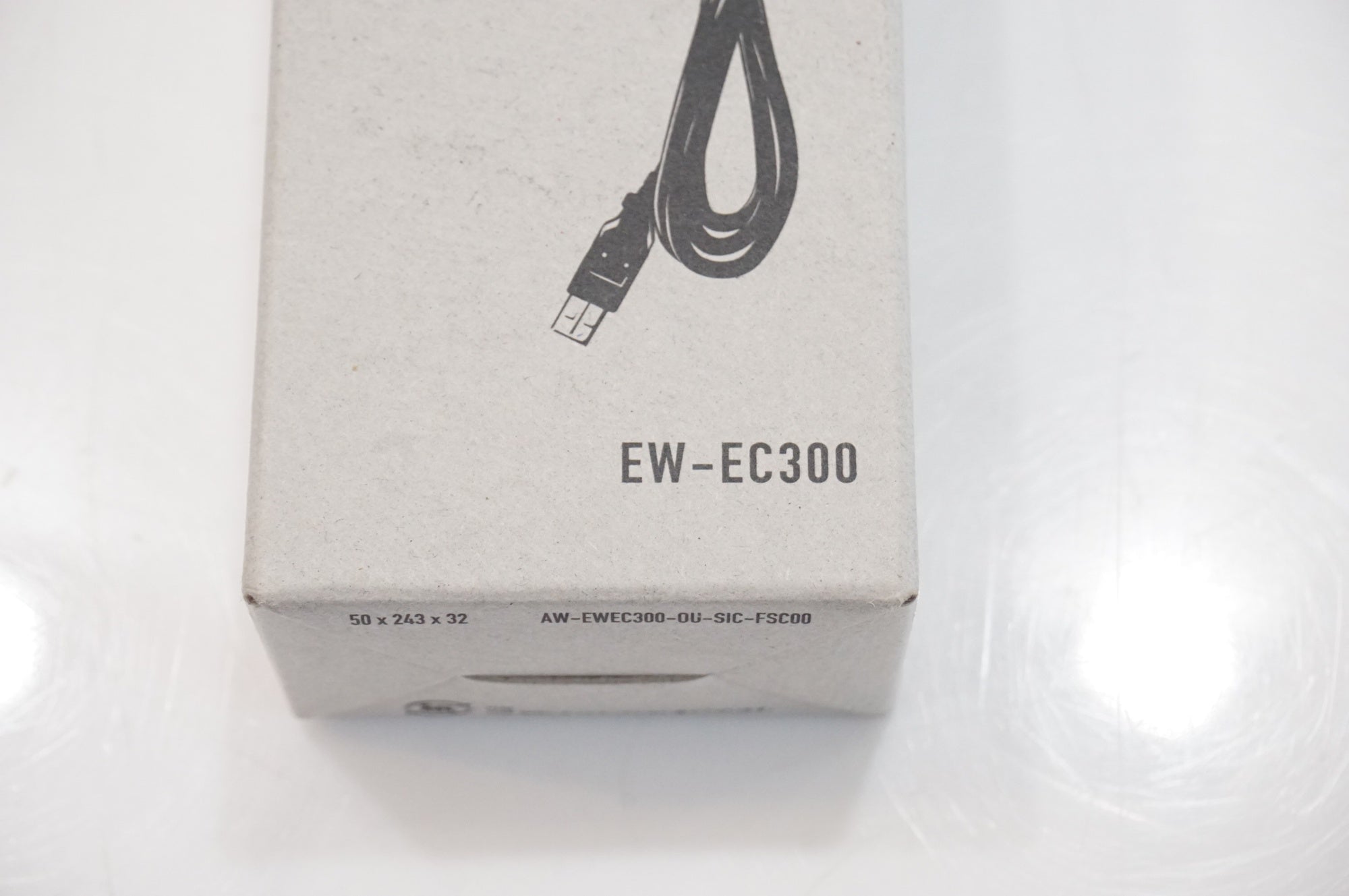SHIMANO 「シマノ」 Di2 EW-EC300 充電用ケーブル / 大宮店