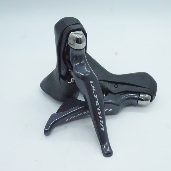 SHIMANO 「シマノ」 ULTEGRA ST-6800 デュアルコントロール