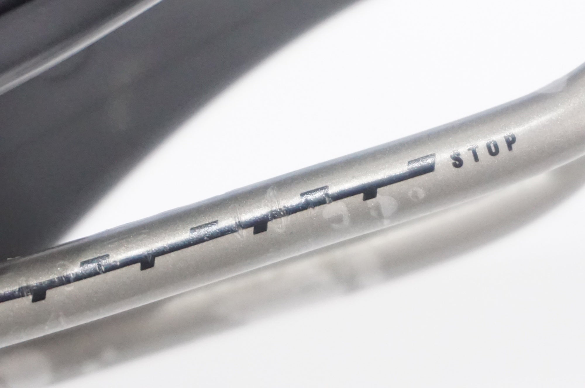 VELOMANN 「ベロマン」 MITORA139 サドル / AKIBA店