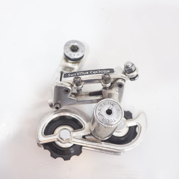 Suntour Cyclone リアディレイラーGT 80年代未使用品 SUNTOUR 「サンツアー」 CYCLONE リアディレイラー / 世田谷店