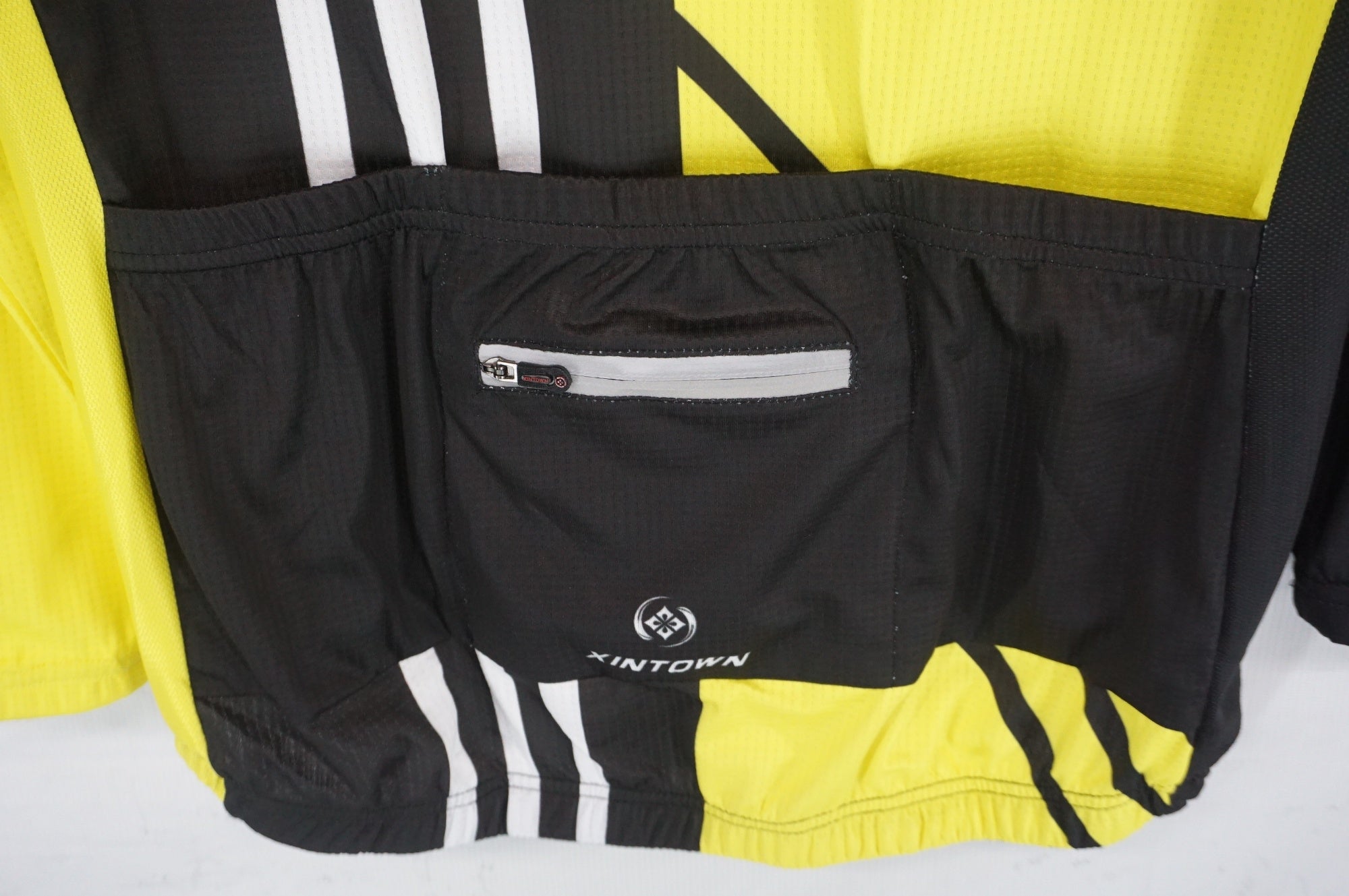 XINTOWN 「チンタウン」 セットアップ Lサイズ ジャージ / 阪急塚口店