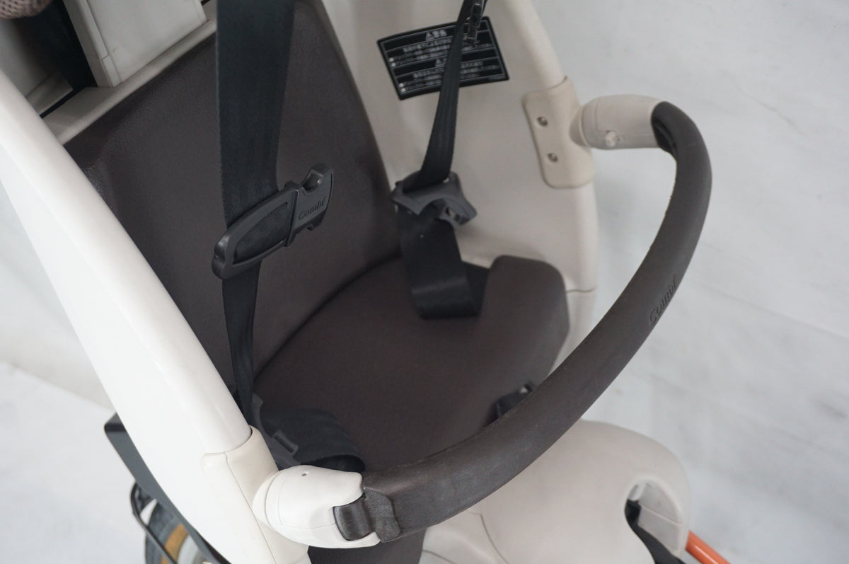 ジャンク PANASONIC 「パナソニック」 ギュットクルームEX BE-ELFD032 2019年モデル 電動アシスト自転車 / 阪急塚口店